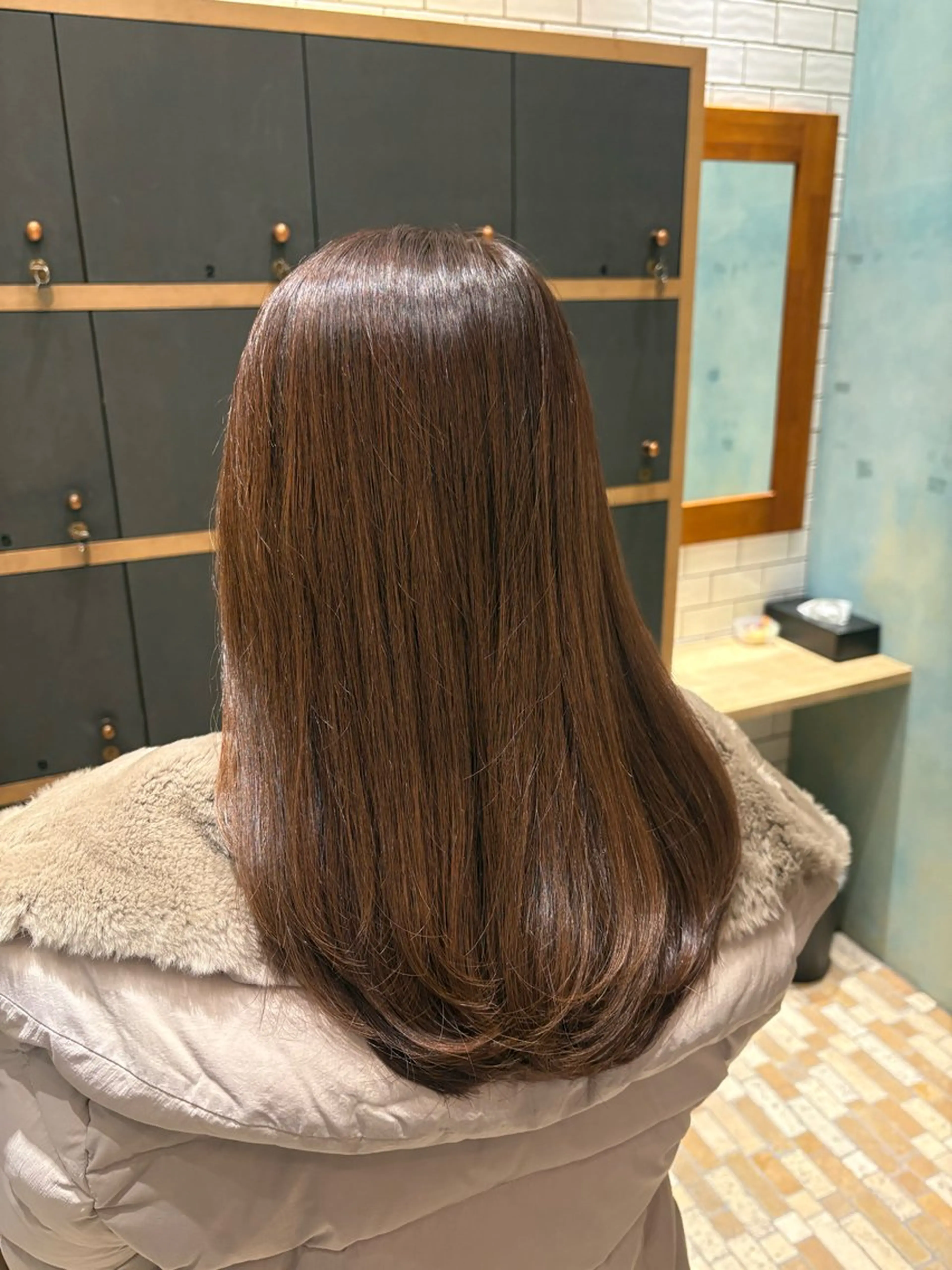 セミロング カット ヘアカラー Lolonois 森ノ宮/RINのヘアスタイル