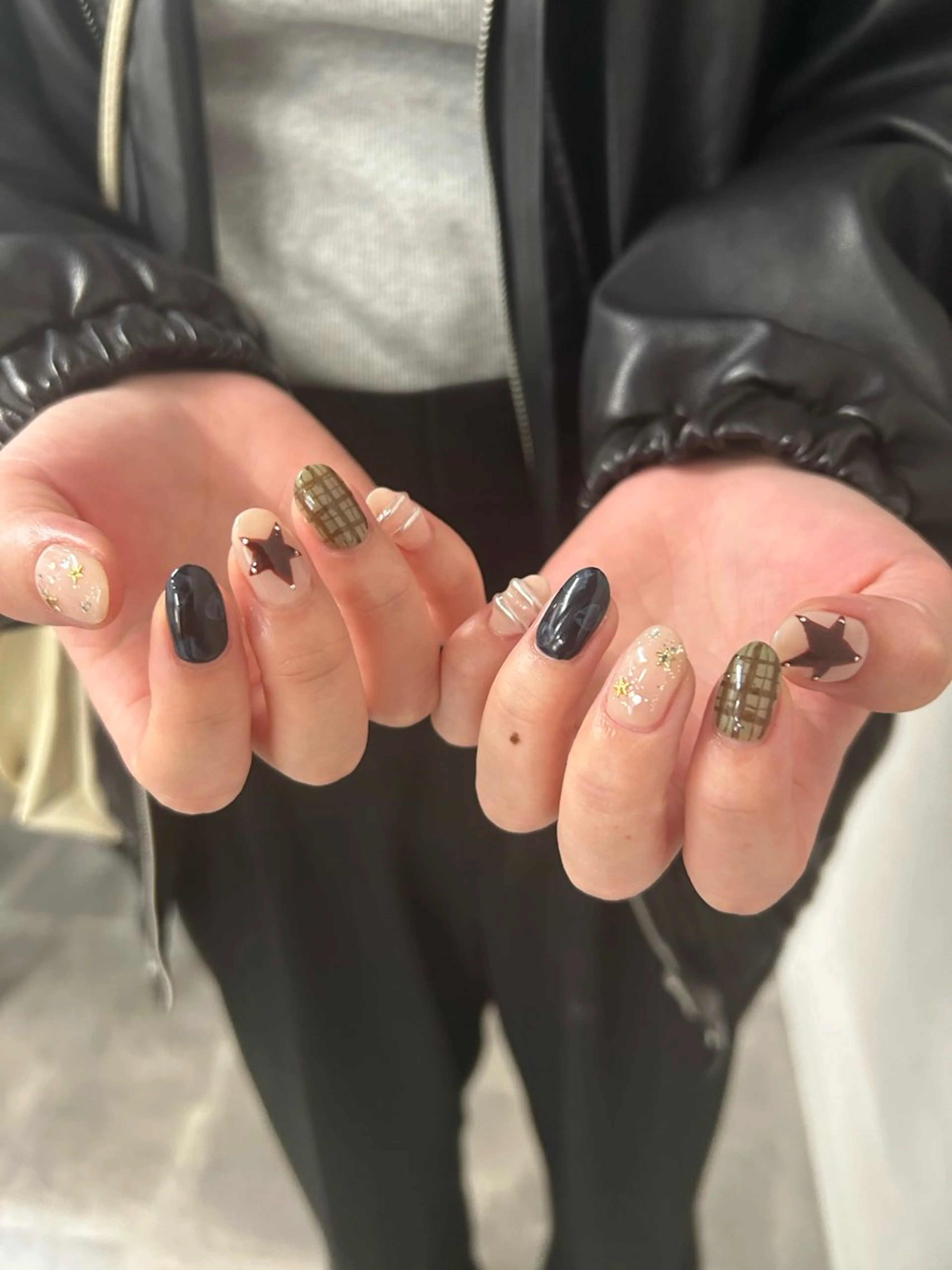 ネイル 持ち込み 木戸 有佐のネイルデザイン