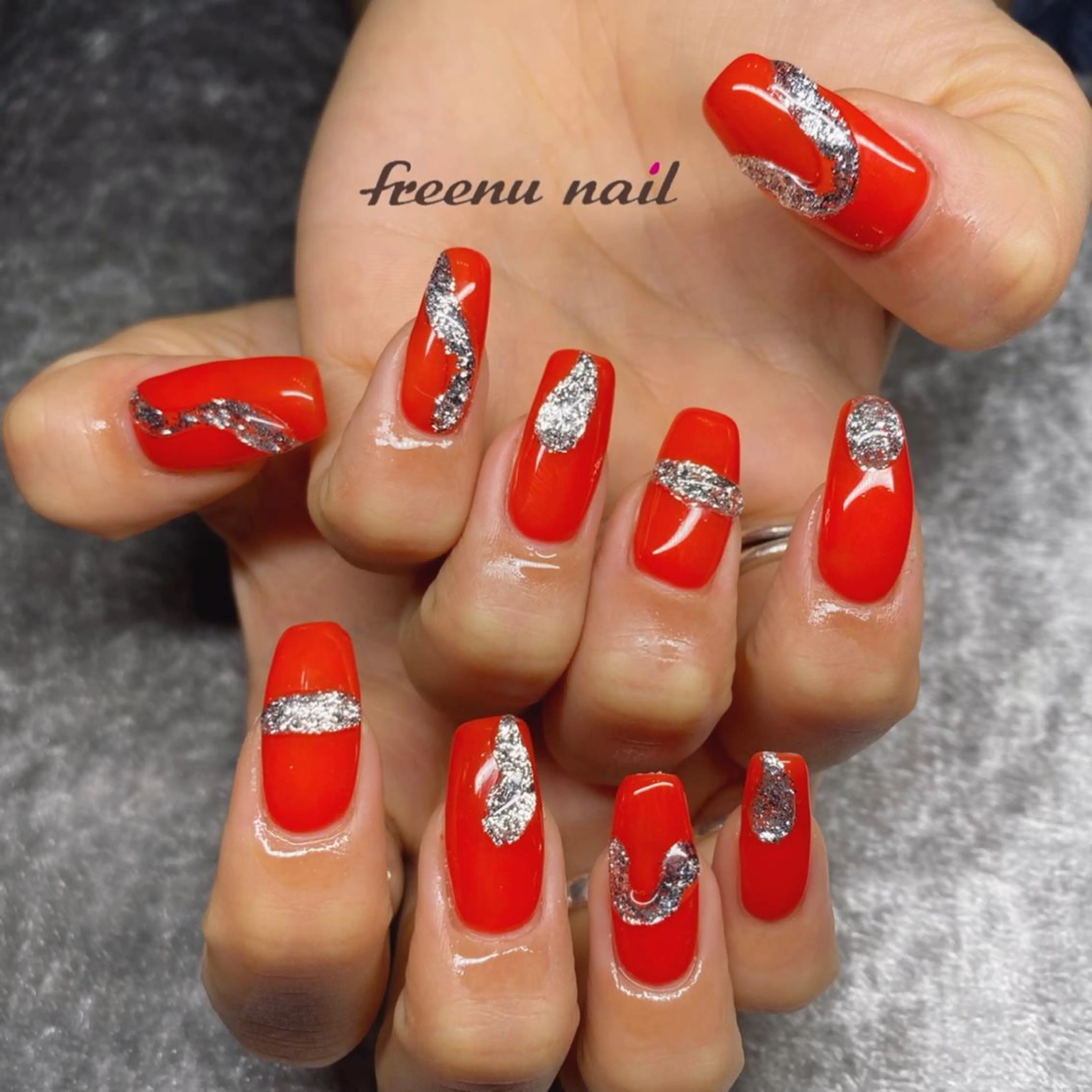ネイル アートネイル クリアネイル ラメ(グリッター) ぷっくりネイル ハンドネイル freenu nail【24H】のネイルデザイン