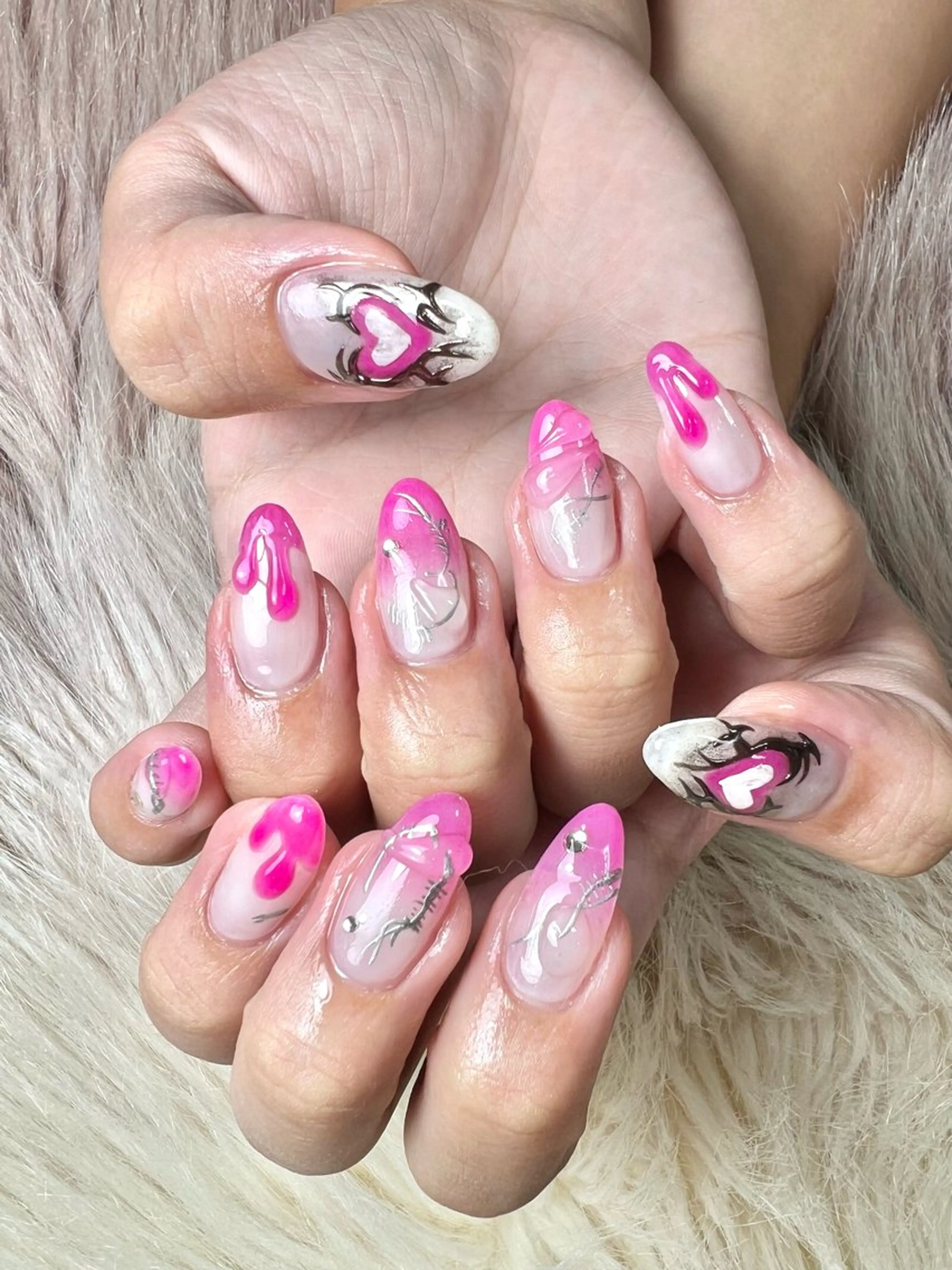 ネイル アートネイル ジェルネイル ハート 持ち込み パラジェル flowers nailのネイルデザイン