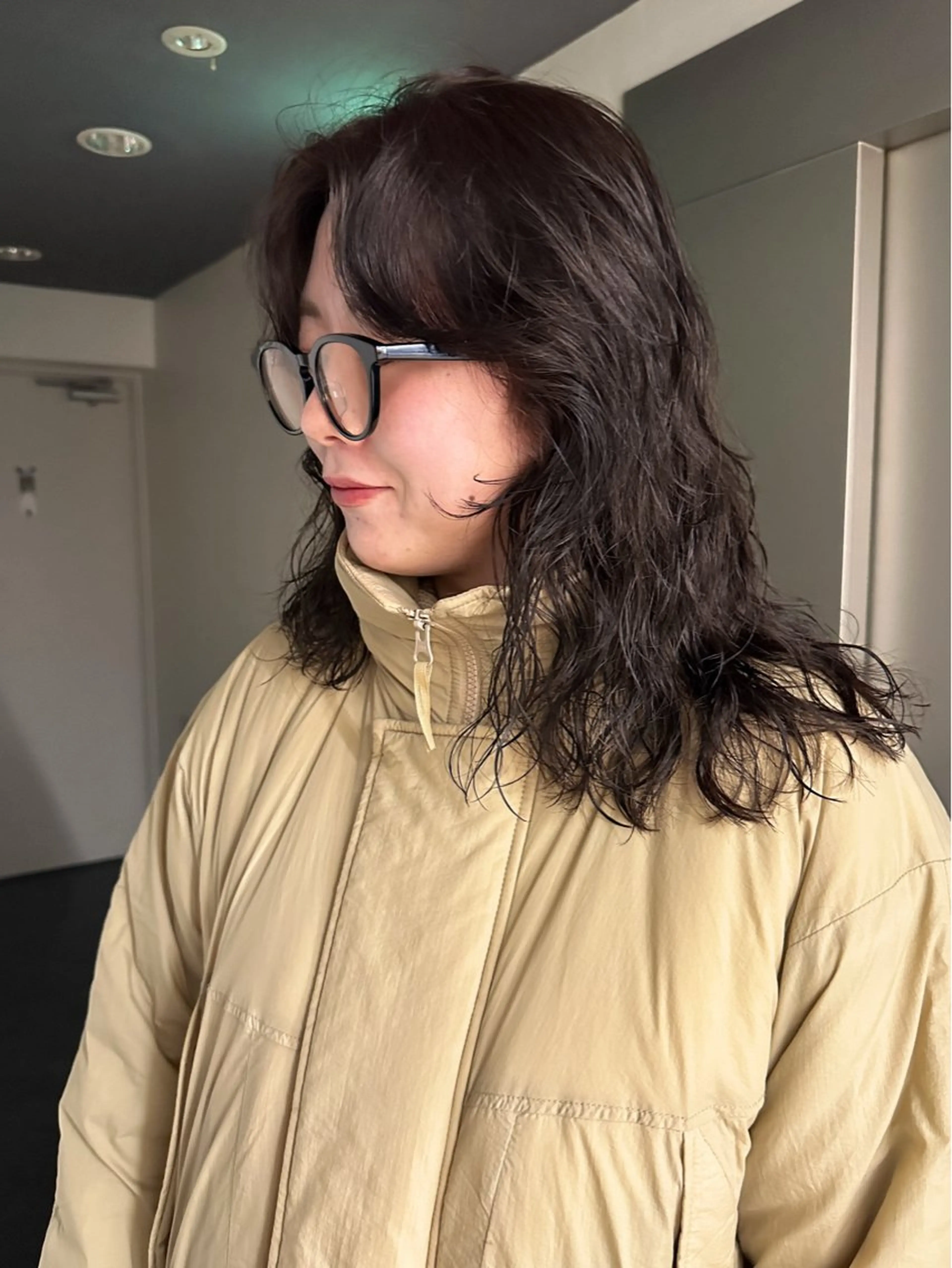 セミロング カラー パーマ 透明感カラー カット ヘアカラー パーマ ボブ/レイヤー/ケア パーマ/透明感カラーのヘアスタイル