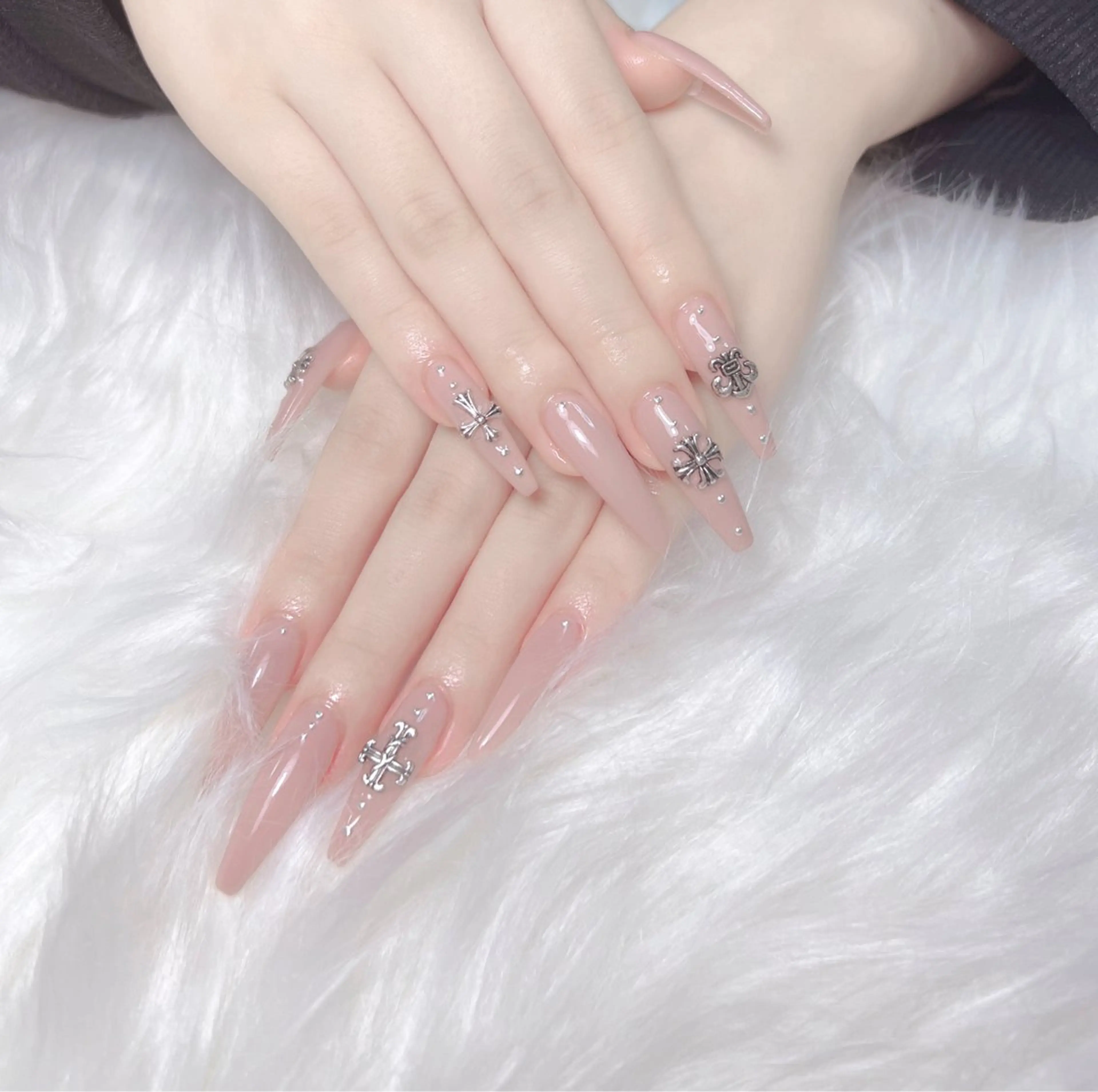 ネイル ハンドネイル uuネイルサロン所属・uu ネイルサロン関内🌼のネイルデザイン