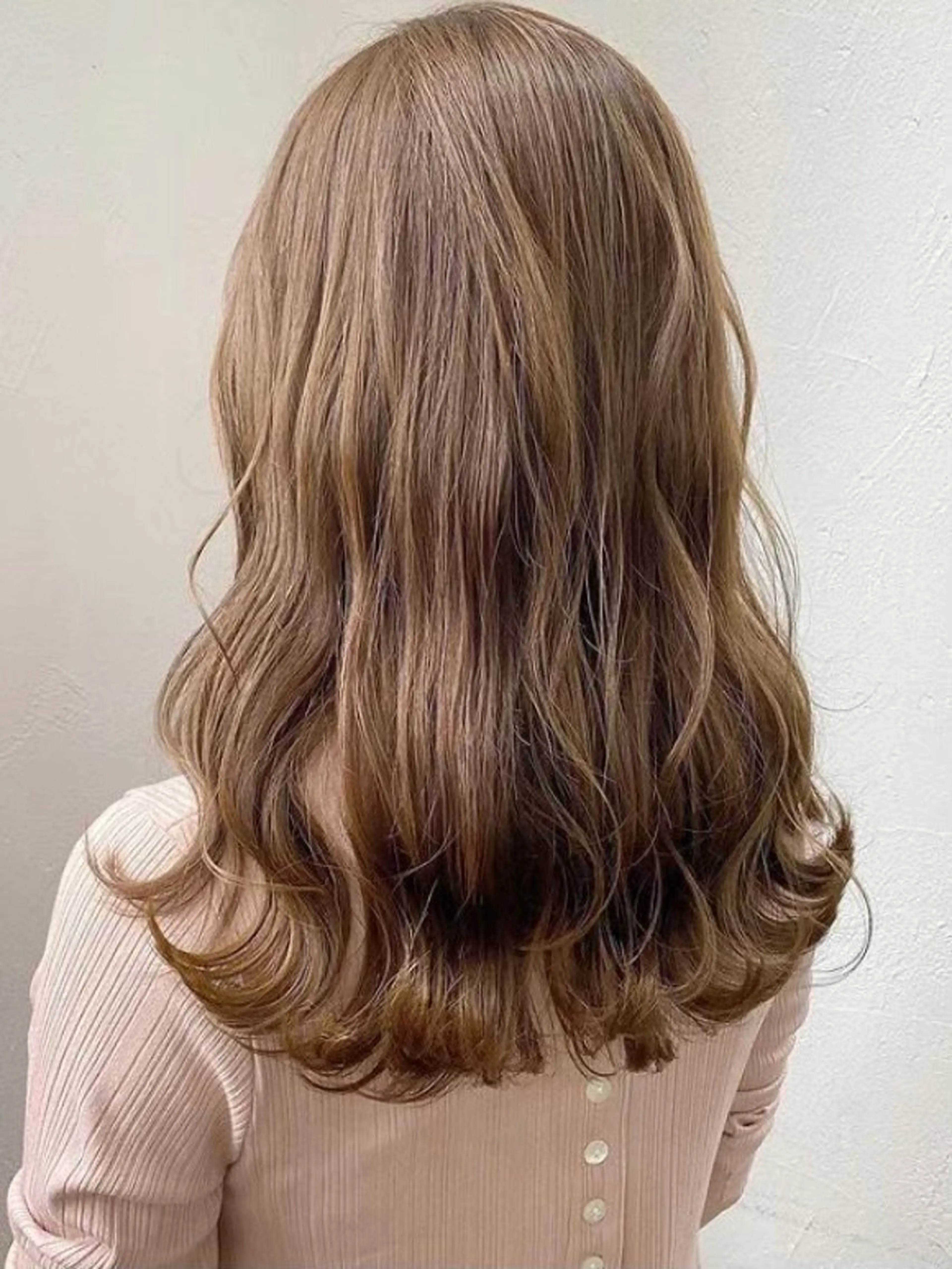 セミロング カラー ヘアアレンジ ベージュカラー ブリーチ ダブルカラー ブリーチなしカラー 🫧透明感カラー/ ナルハ🫧のヘアスタイル