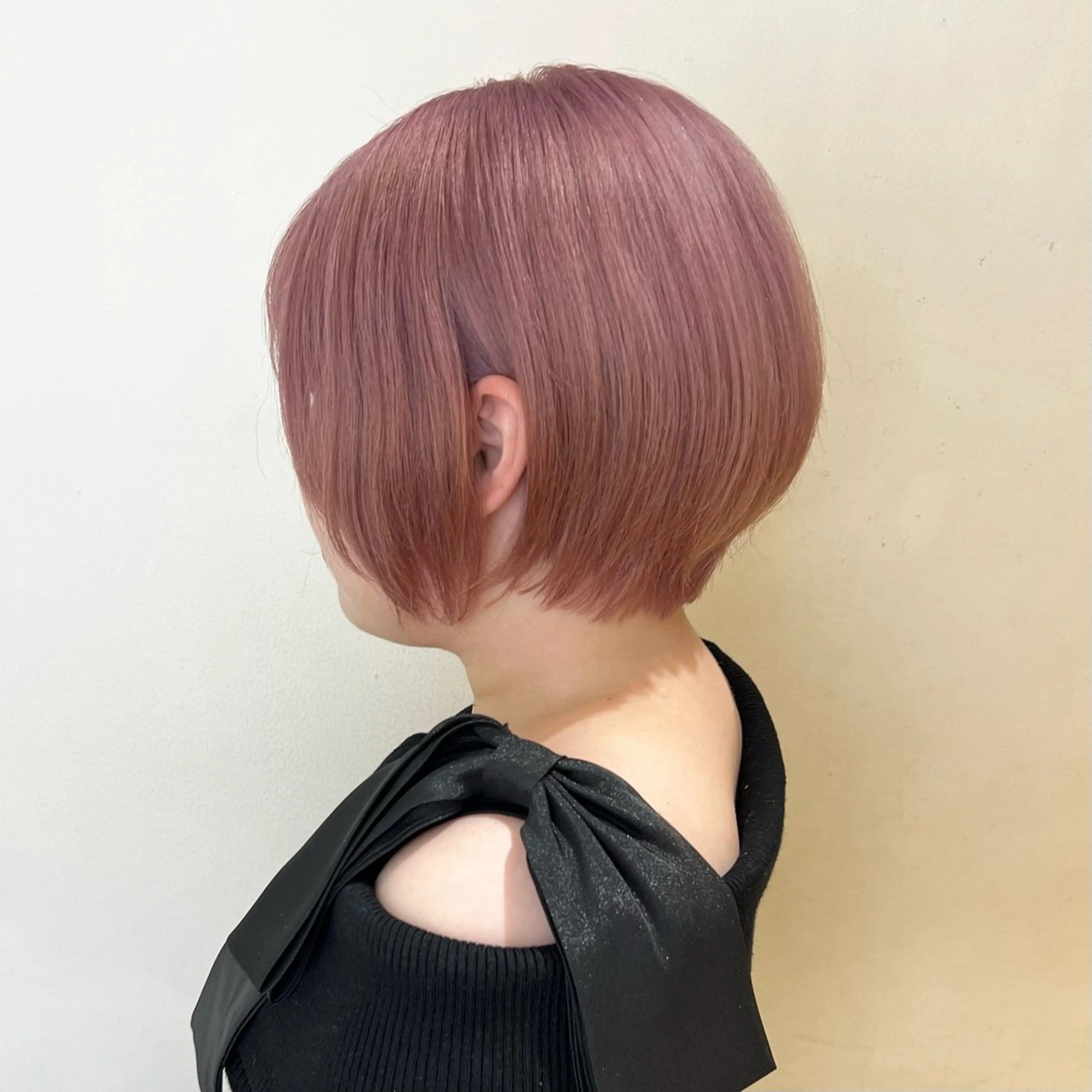 ショート ショートボブ ハンサムショート 丸みショート ボブ ショートヘア 'AXIS所属・松本 ひな子のヘアスタイル