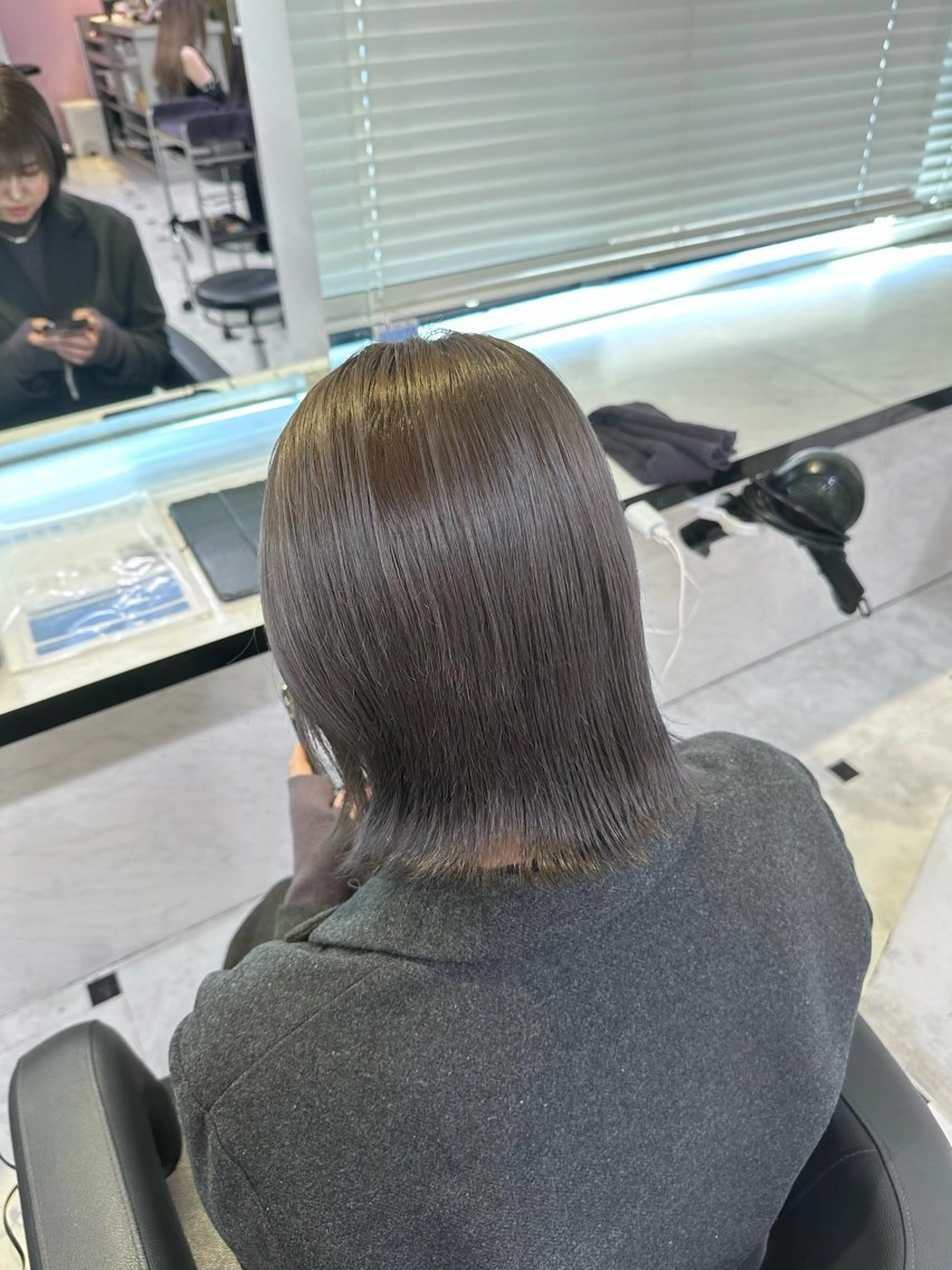 カラー ヘアカラー トリートメント ヘッドスパ ヘアセット ❤️赤み消し 上品カラー❤️のヘアスタイル