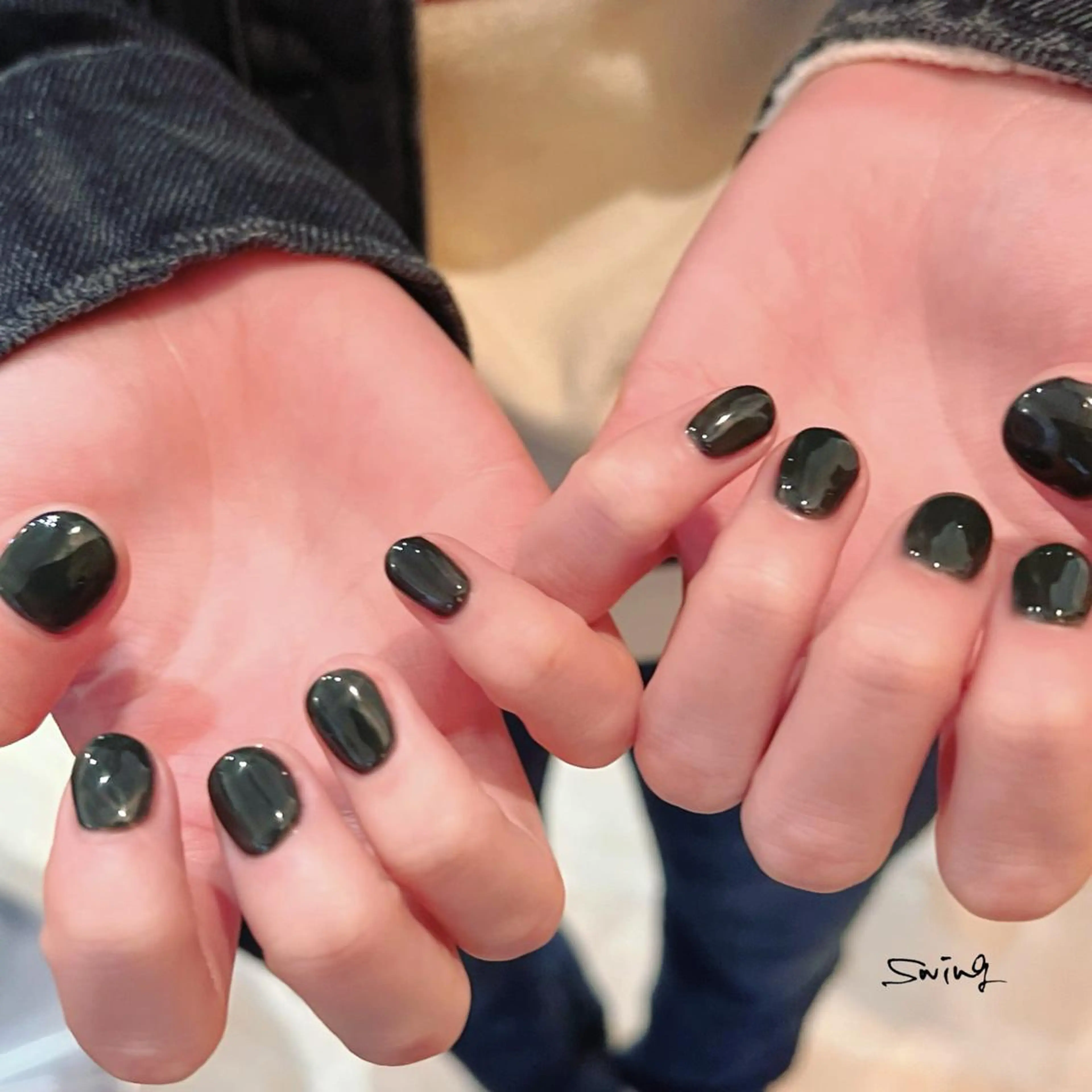 ネイル グリーン ワンカラーネイル SWING Nail Salon所属・Yoshida Takakoのネイルデザイン