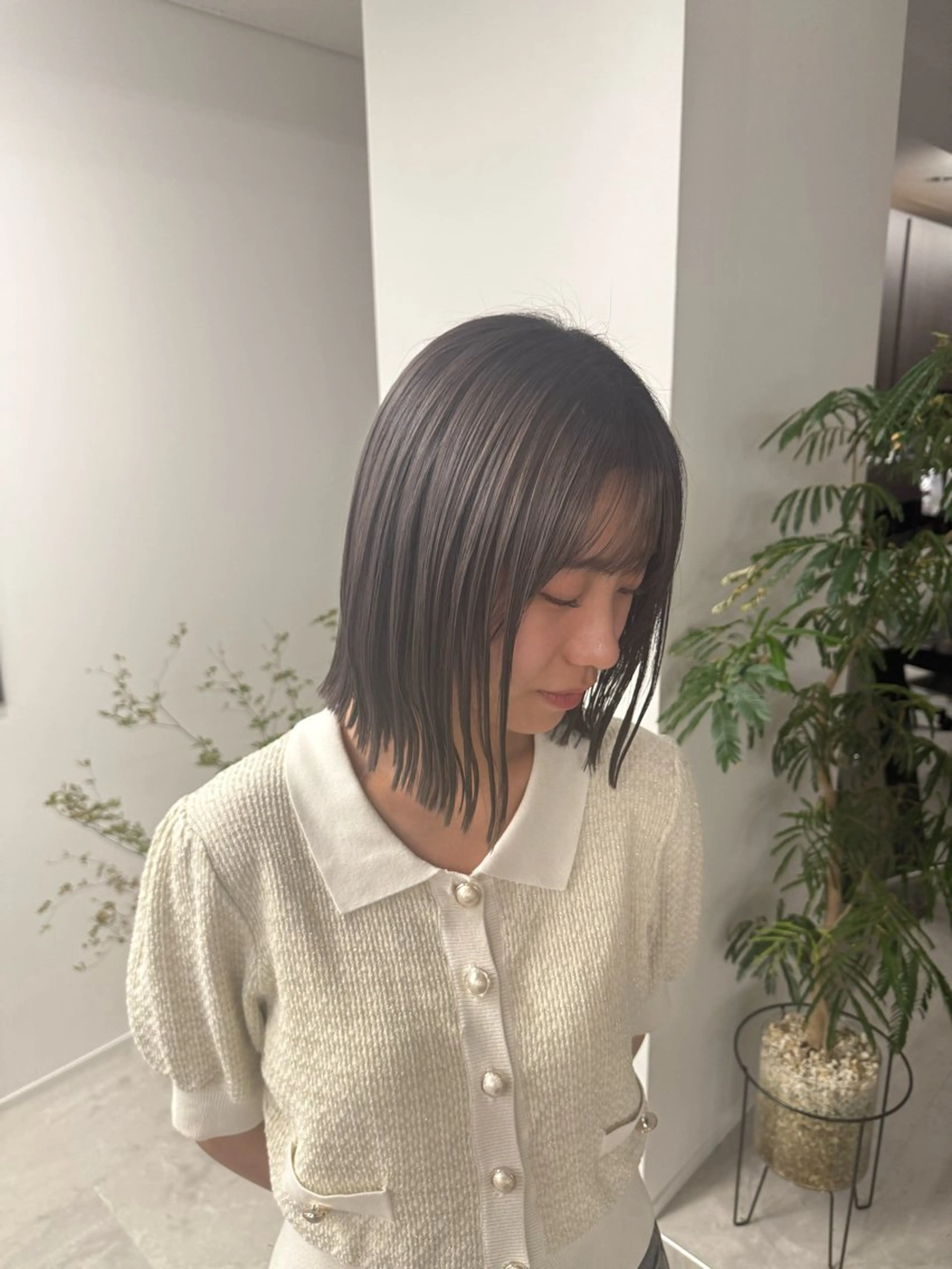 カラー グレージュ ヘアカラー 花田 乃愛のヘアスタイル