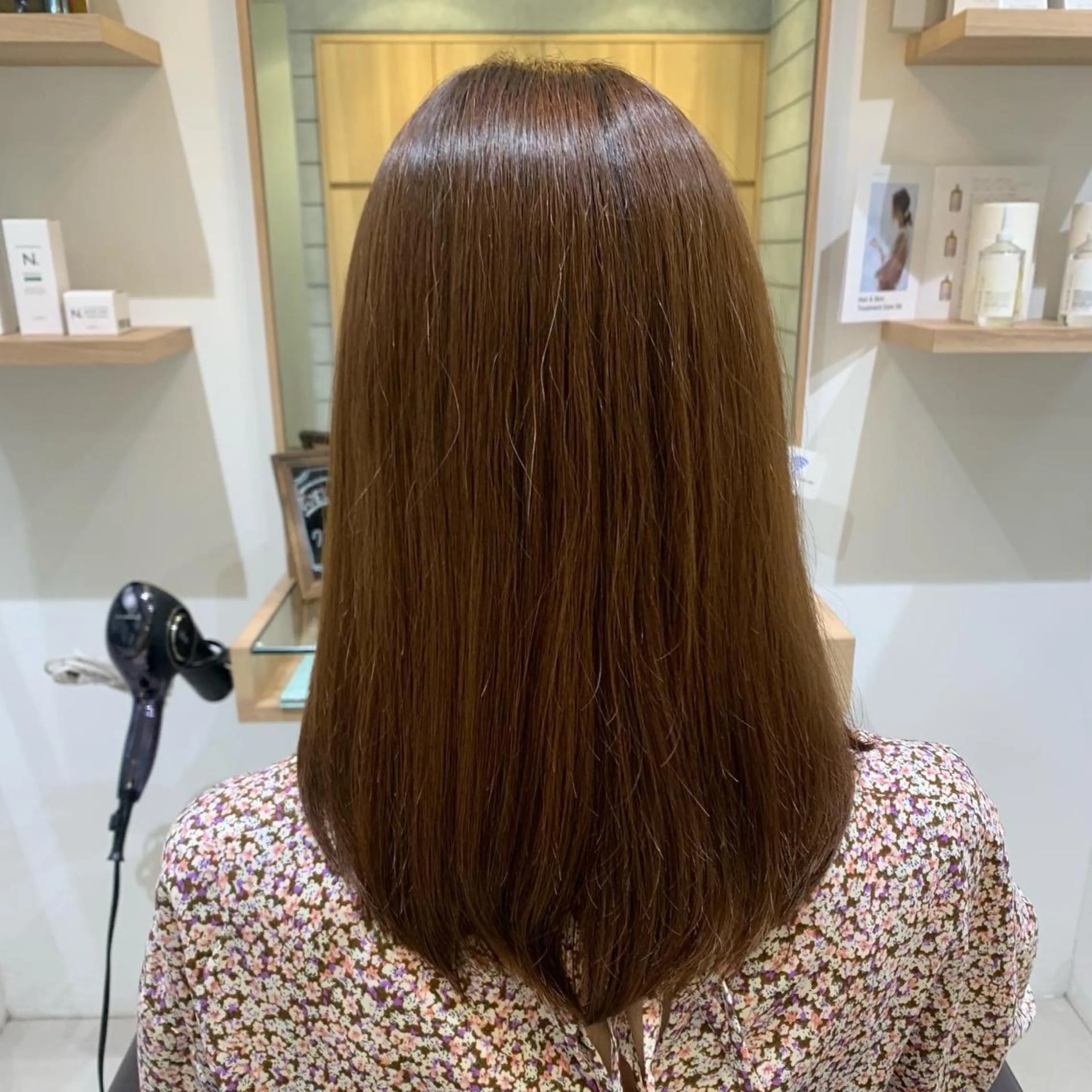 セミロング ヘアカラー 縮毛矯正 トリートメント 大姶良 友輝の眉毛・アイブロウイメージ