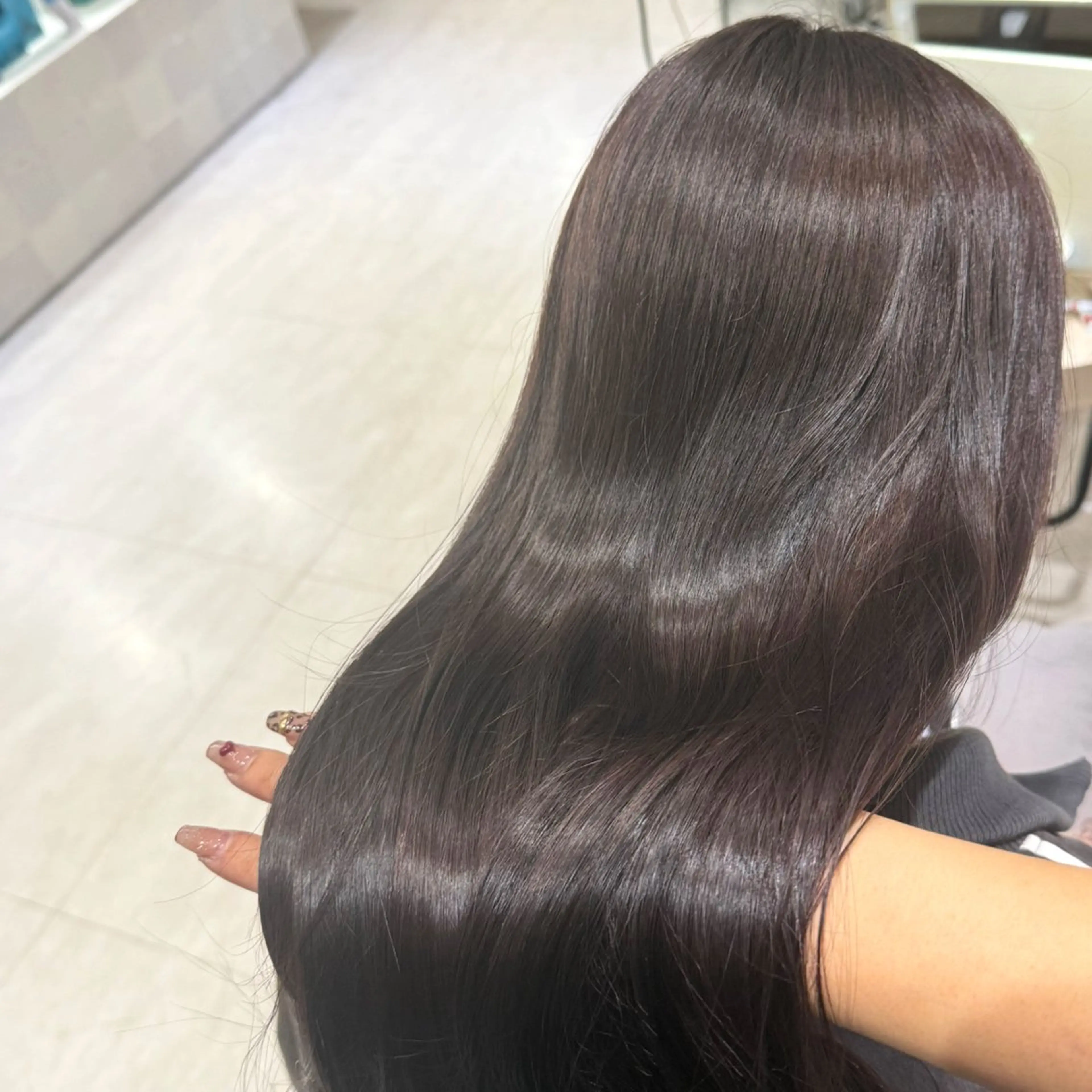 ロング カラー Zina天神🌻田中 愛香のヘアスタイル