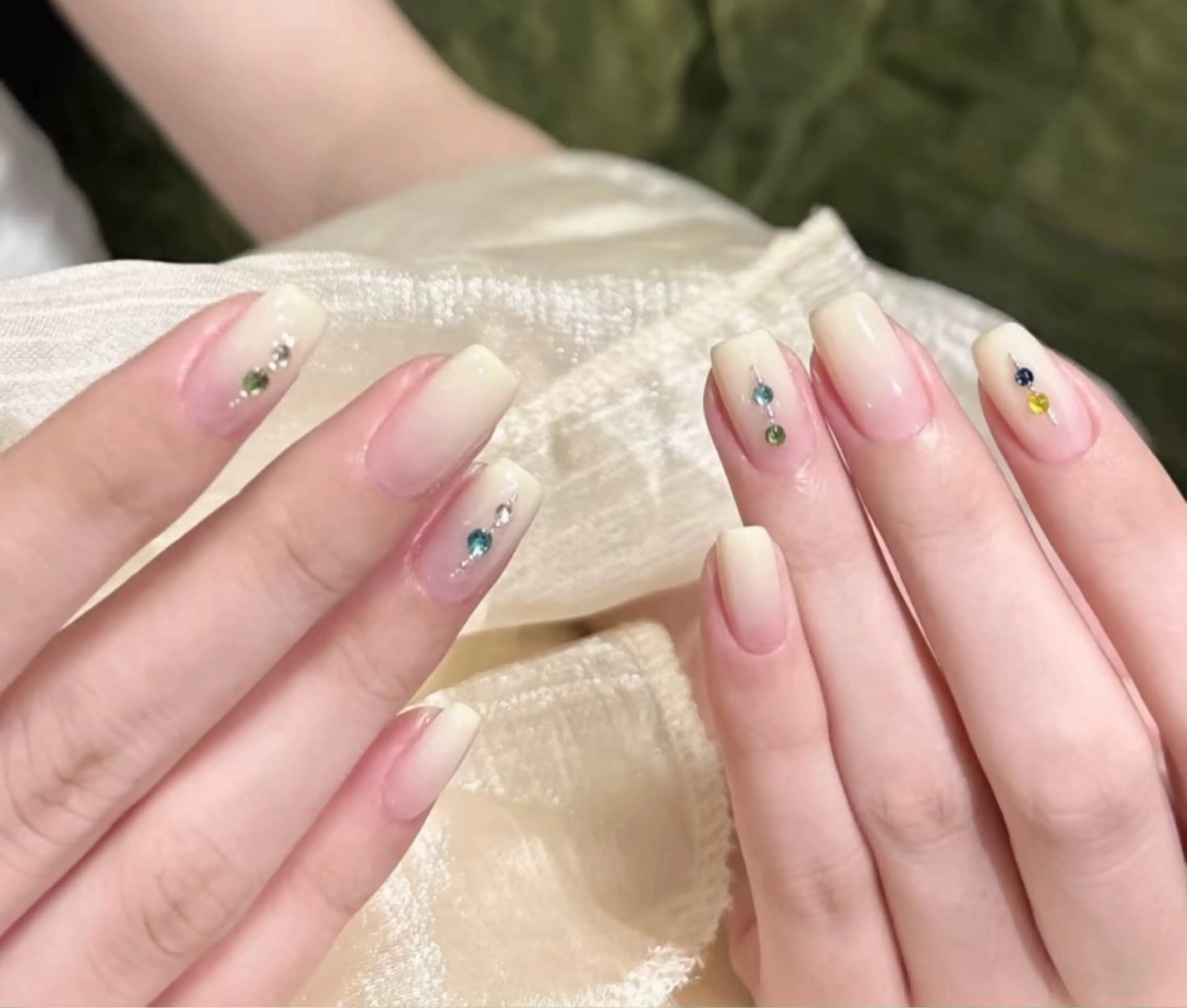 ネイル ハンドネイル Easenネイル /りえのネイルデザイン