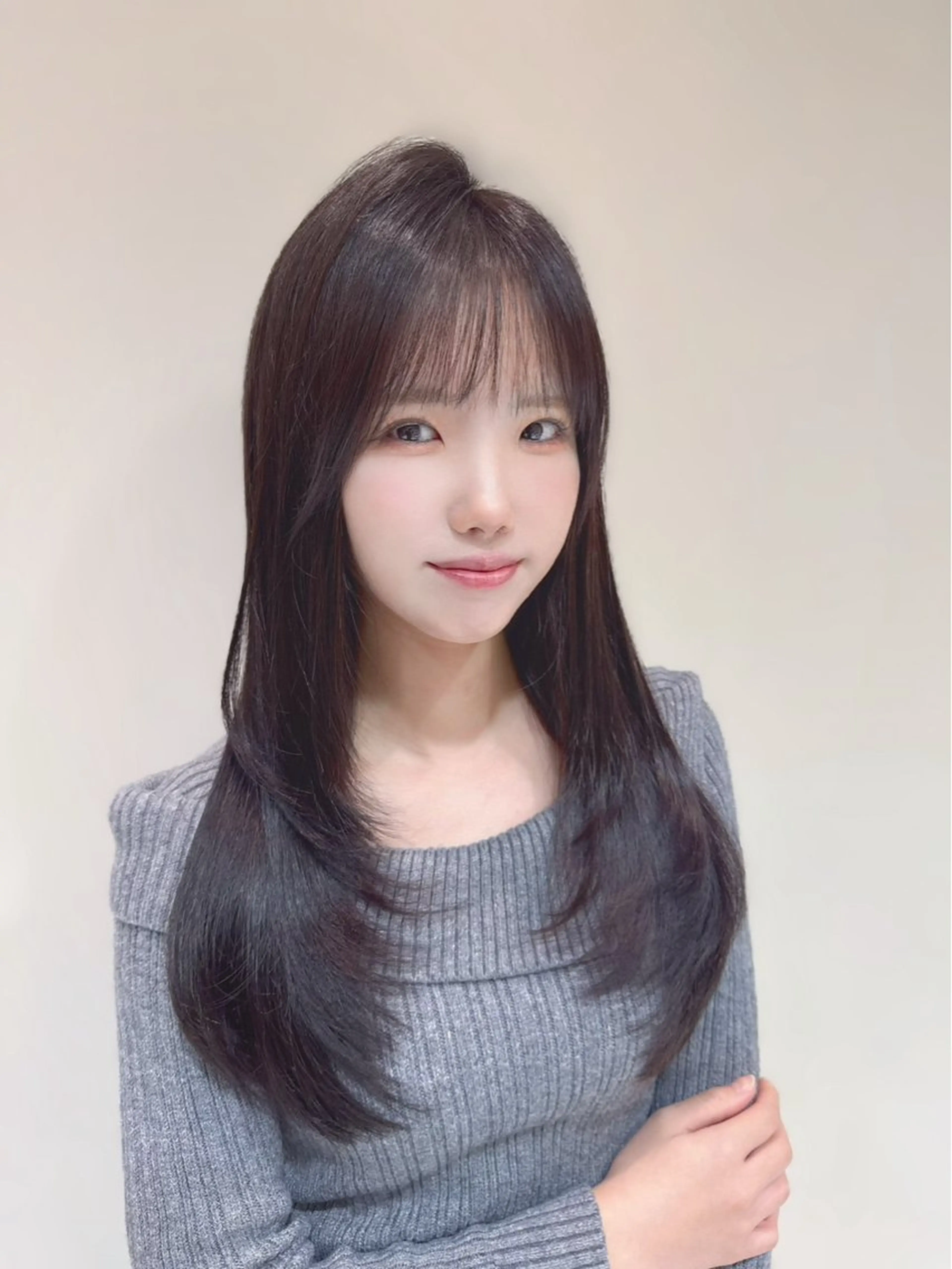 ロング ハイレイヤー 韓国風ヘア レイヤーカット 似合わせカット トリートメント 岡田 匡史のヘアスタイル