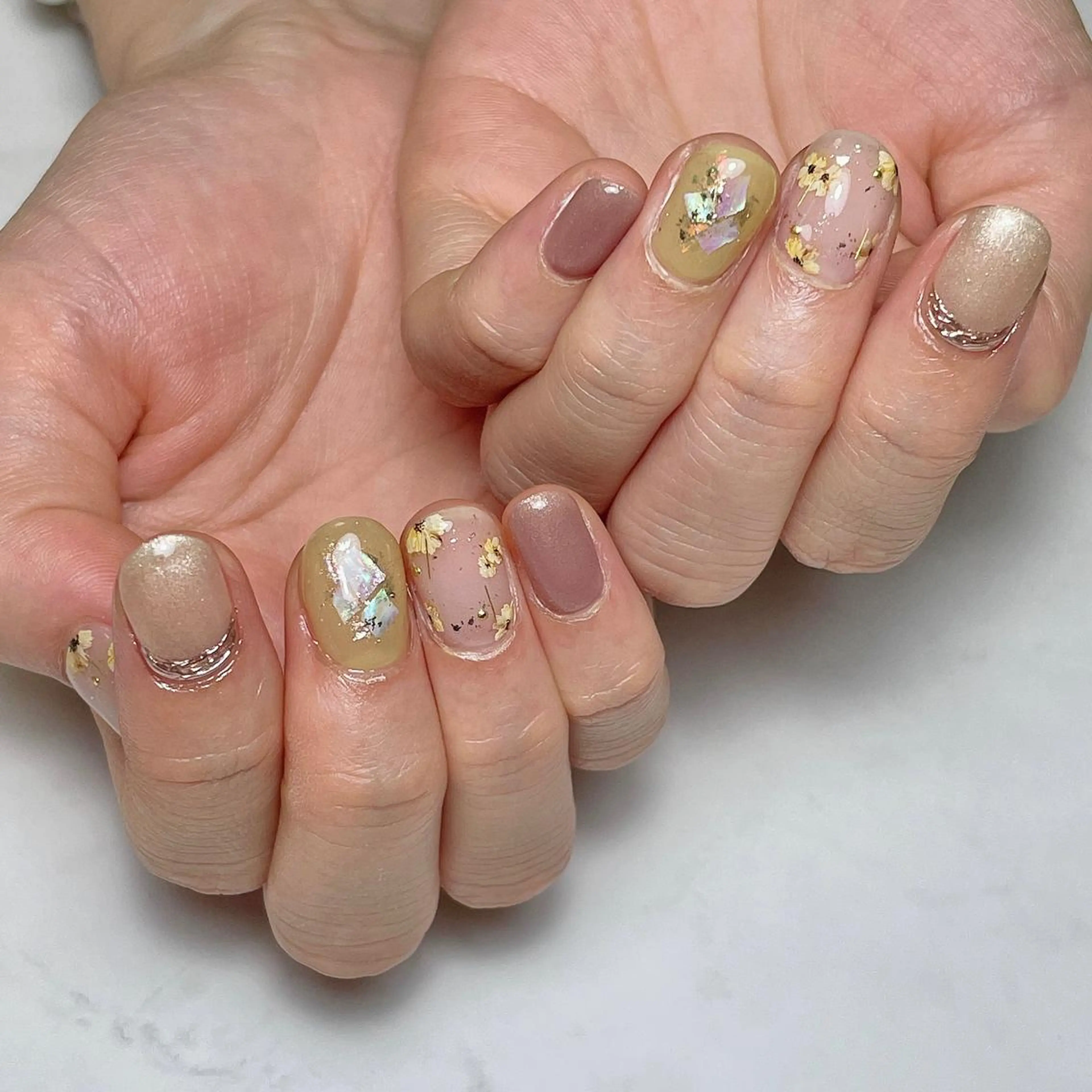 ネイル フラワーネイル amulet TOMOMIのネイルデザイン