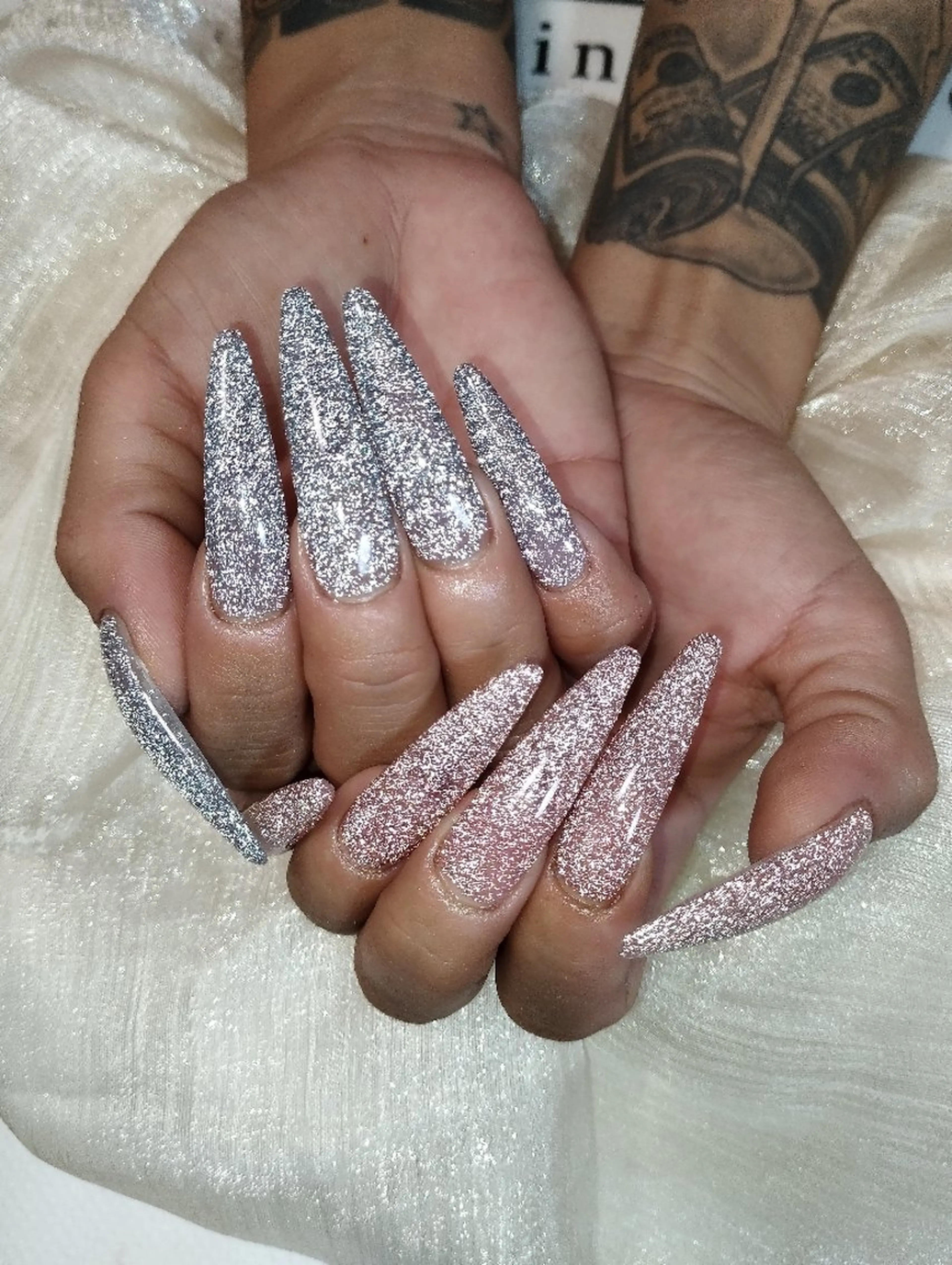 ネイル フラッシュネイル ハンドネイル ハンドケア ＤI'A ネイルサロンのネイルデザイン