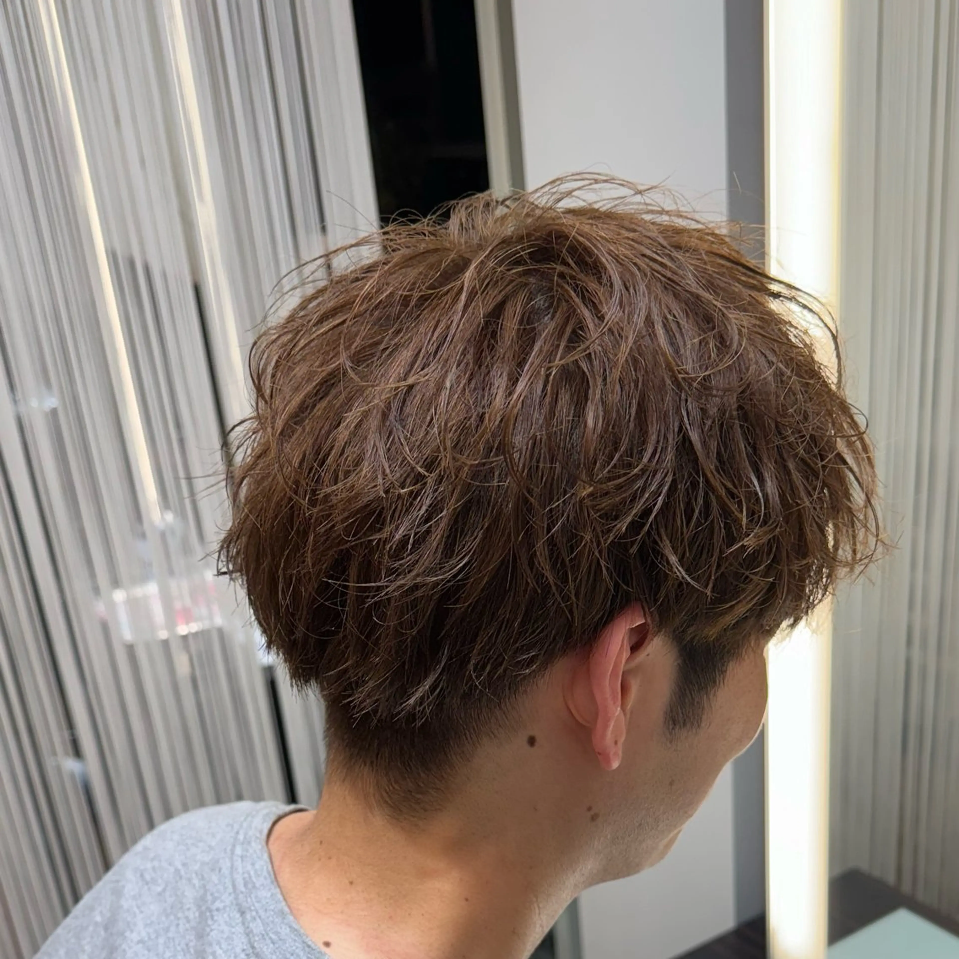 ショート カラー パーマ メンズ メンズブリーチ ブリーチ ヘアカラー 鶴田 来夢のヘアスタイル