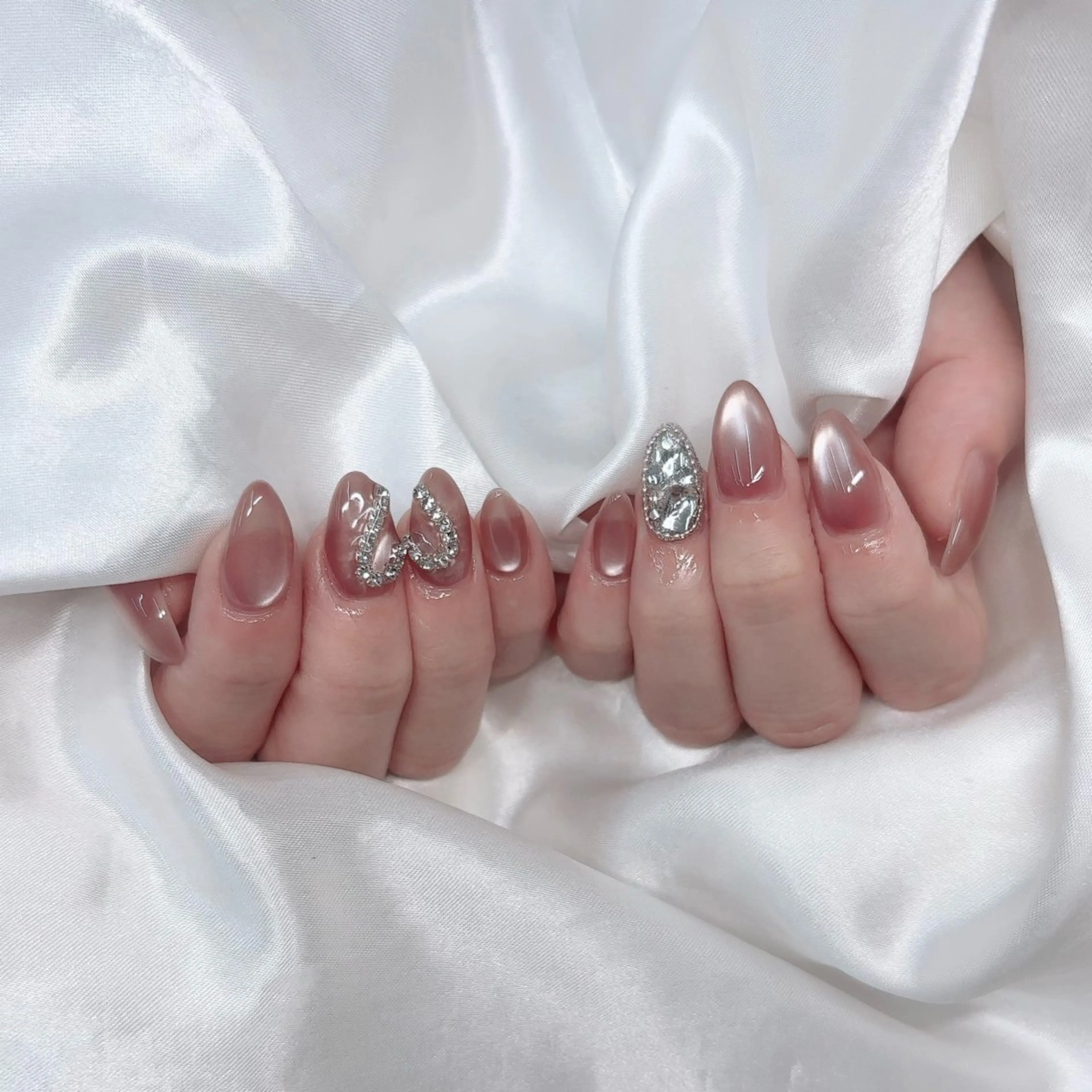 ネイル ビー玉ネイル ハンドネイル 京橋/ Lance nail Minaのネイルデザイン