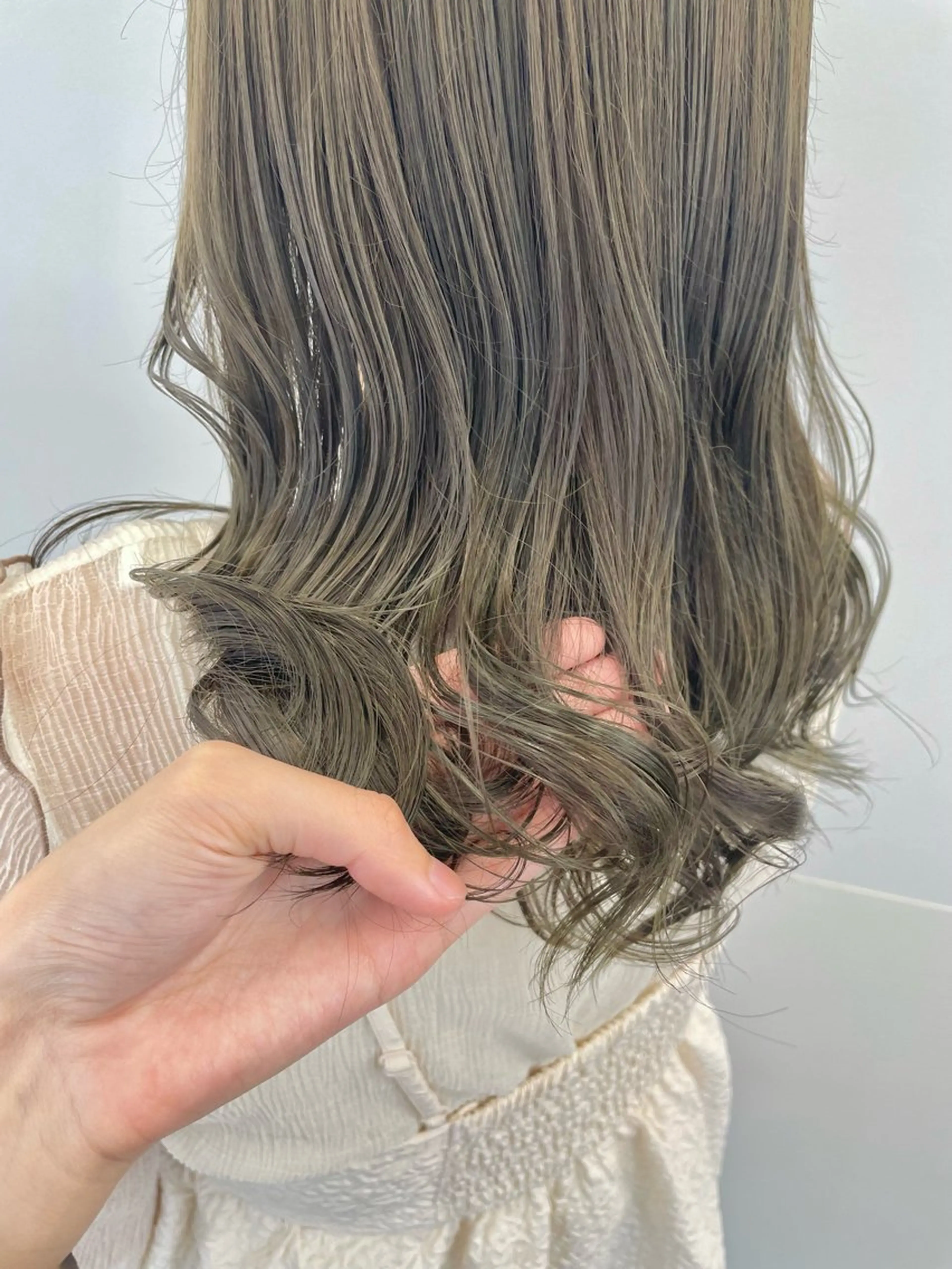 セミロング カラー ダブルカラー🦖 /髪質改善⚡️しおりのヘアスタイル