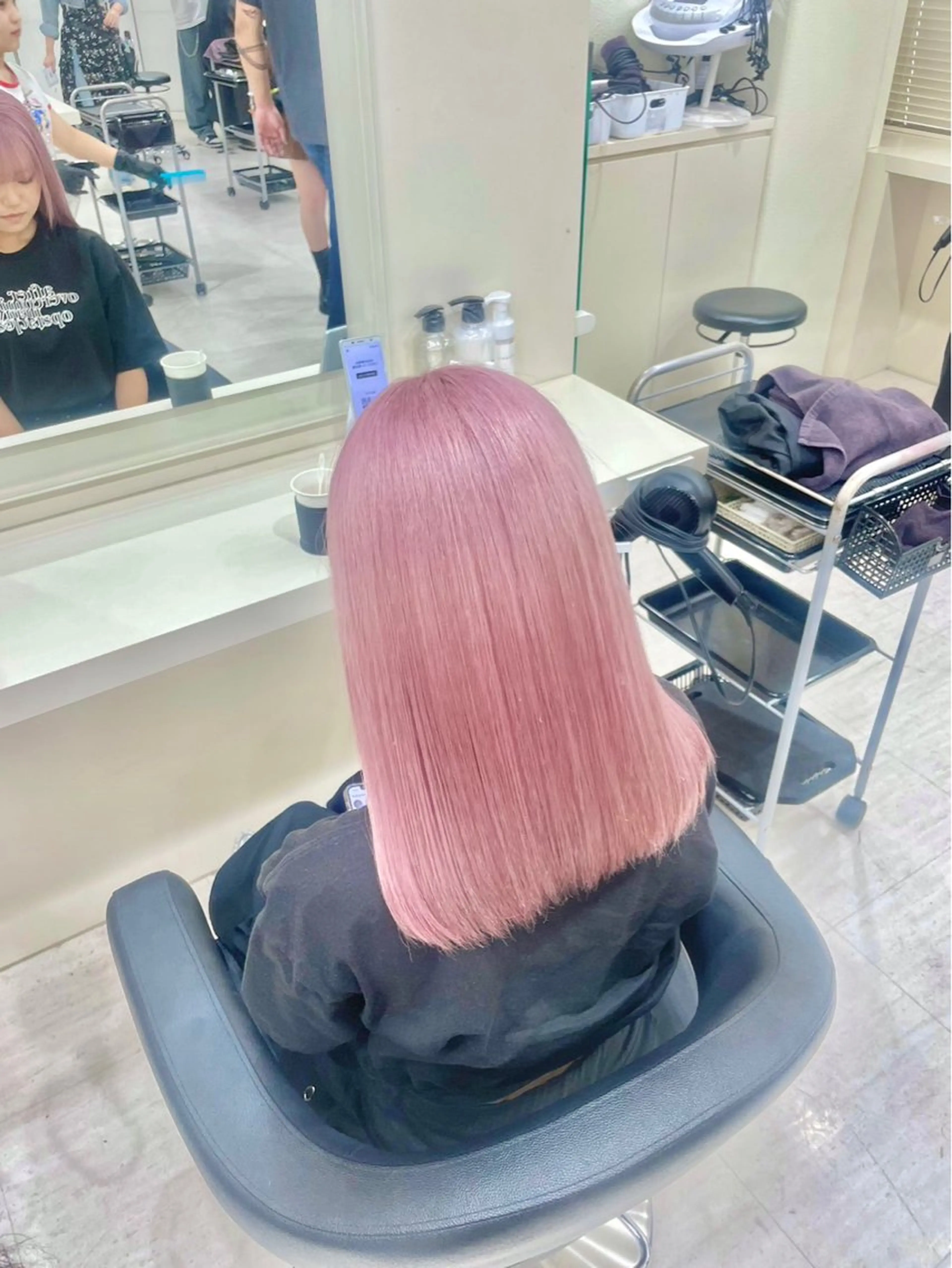 ミディアム カラー ヘアアレンジ カット ヘアカラー 韓国レイヤー&ピンク 艶髪🩶maikoのヘアスタイル