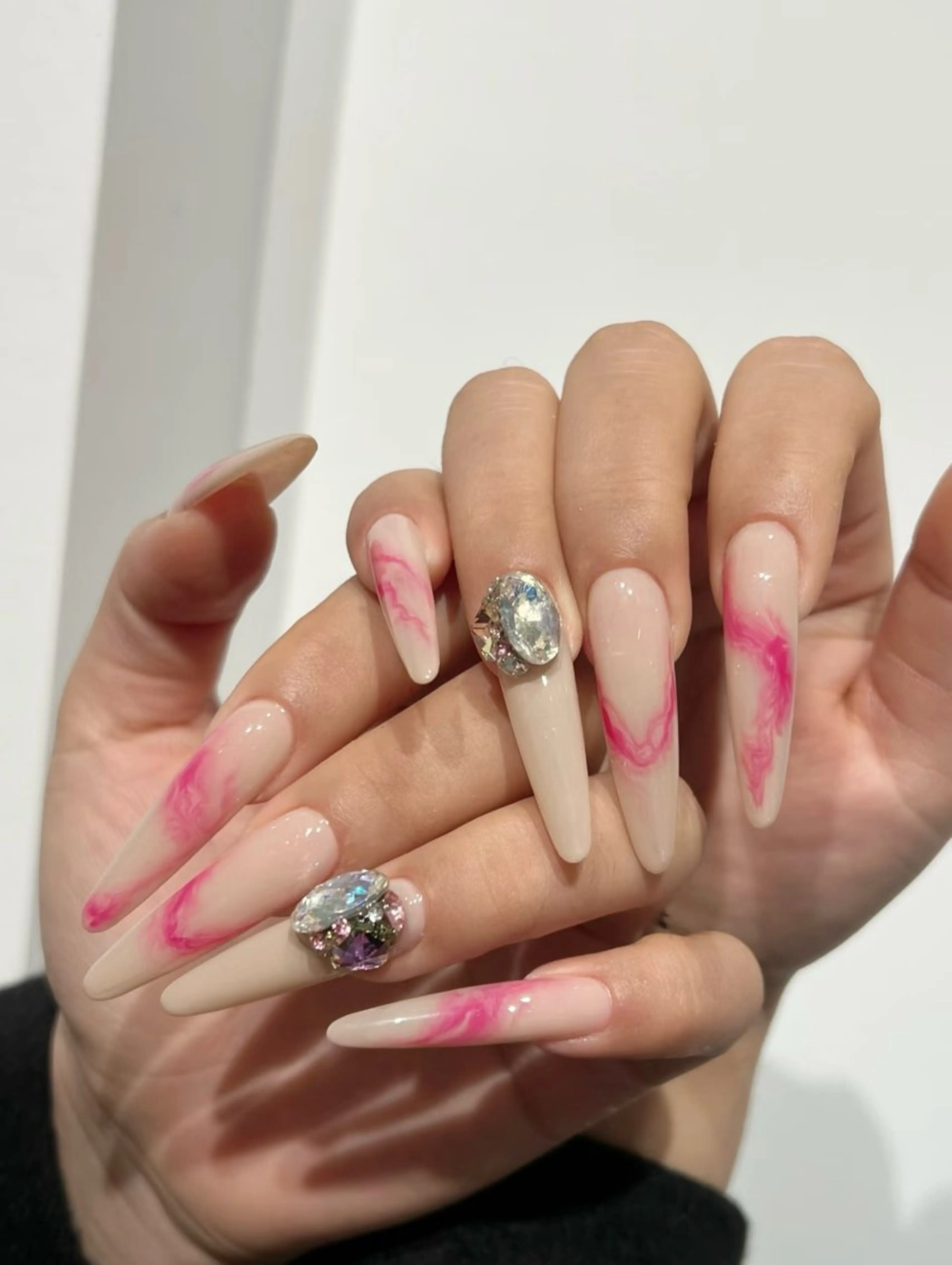 JRネイリスト　チップ長さ出しニュアンス　(オフなし)の写真