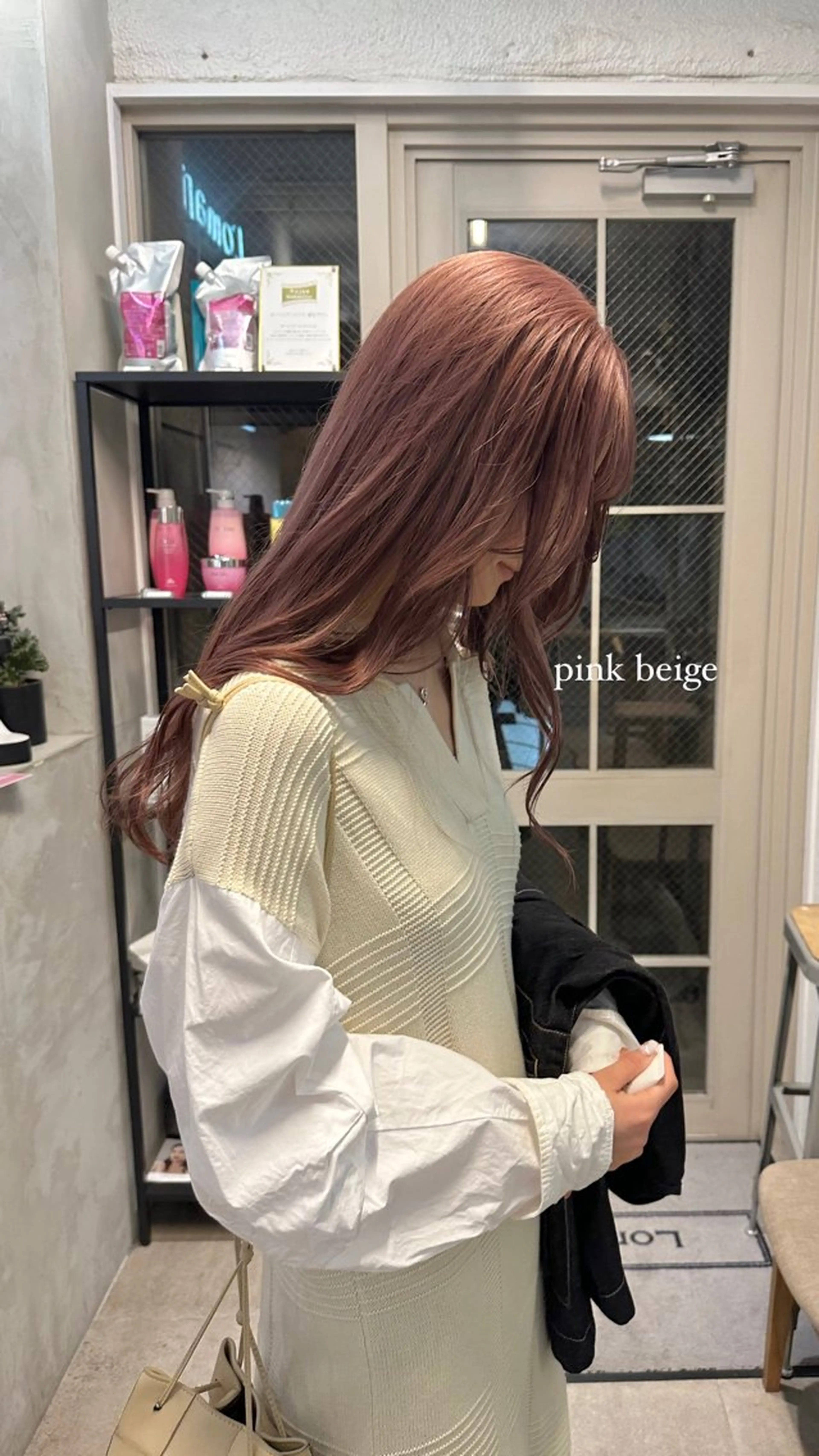 ロング カラー ブリーチ ハイトーンカラー ブリーチなしカラー ボブ ロング カット ヘアカラー トリートメント REINA☁️透明感 カラー/ぷつっと♡のヘアスタイル