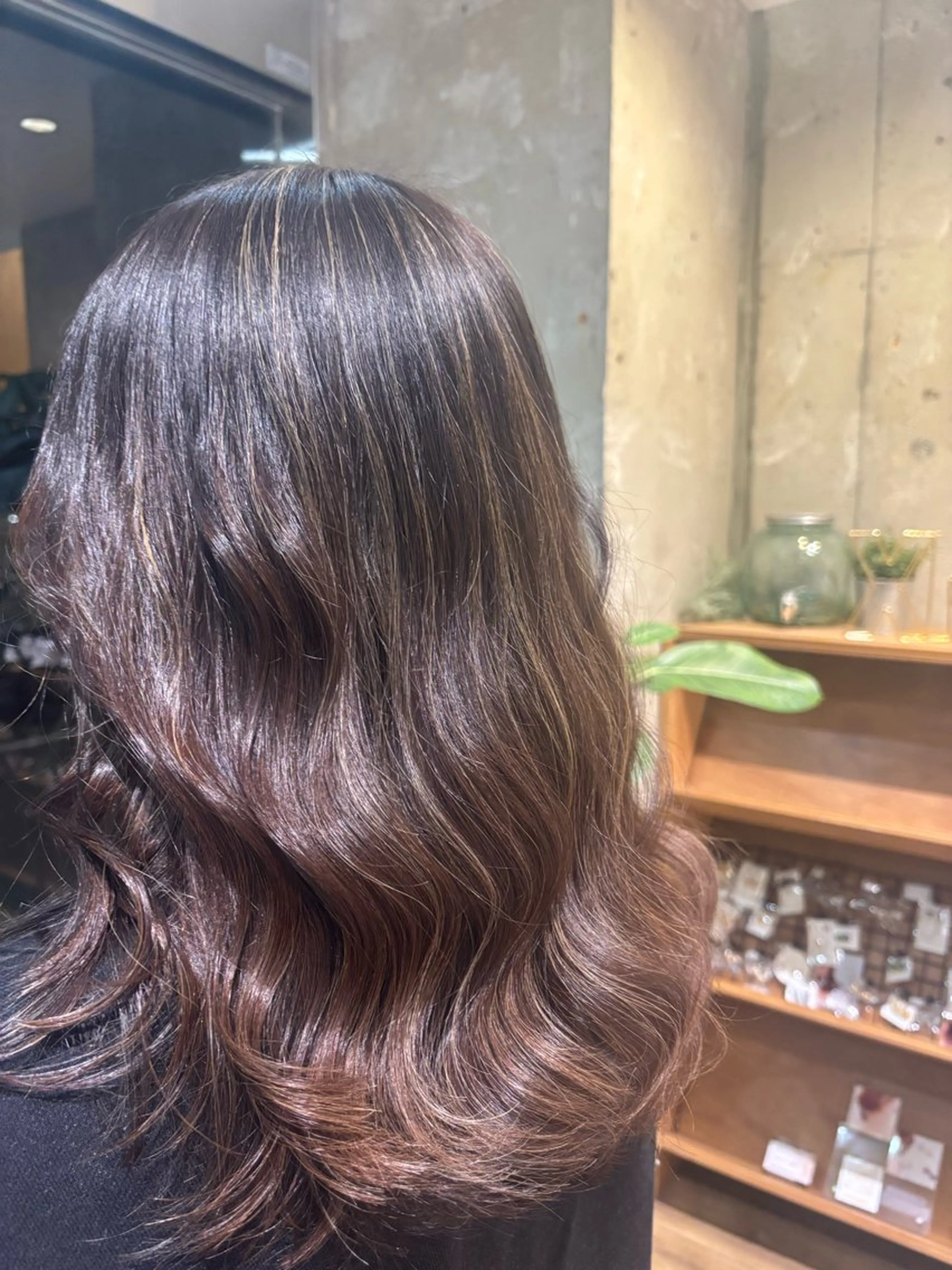 カラー ハイライトカラー Rim所属・塚本 結稀のヘアスタイル