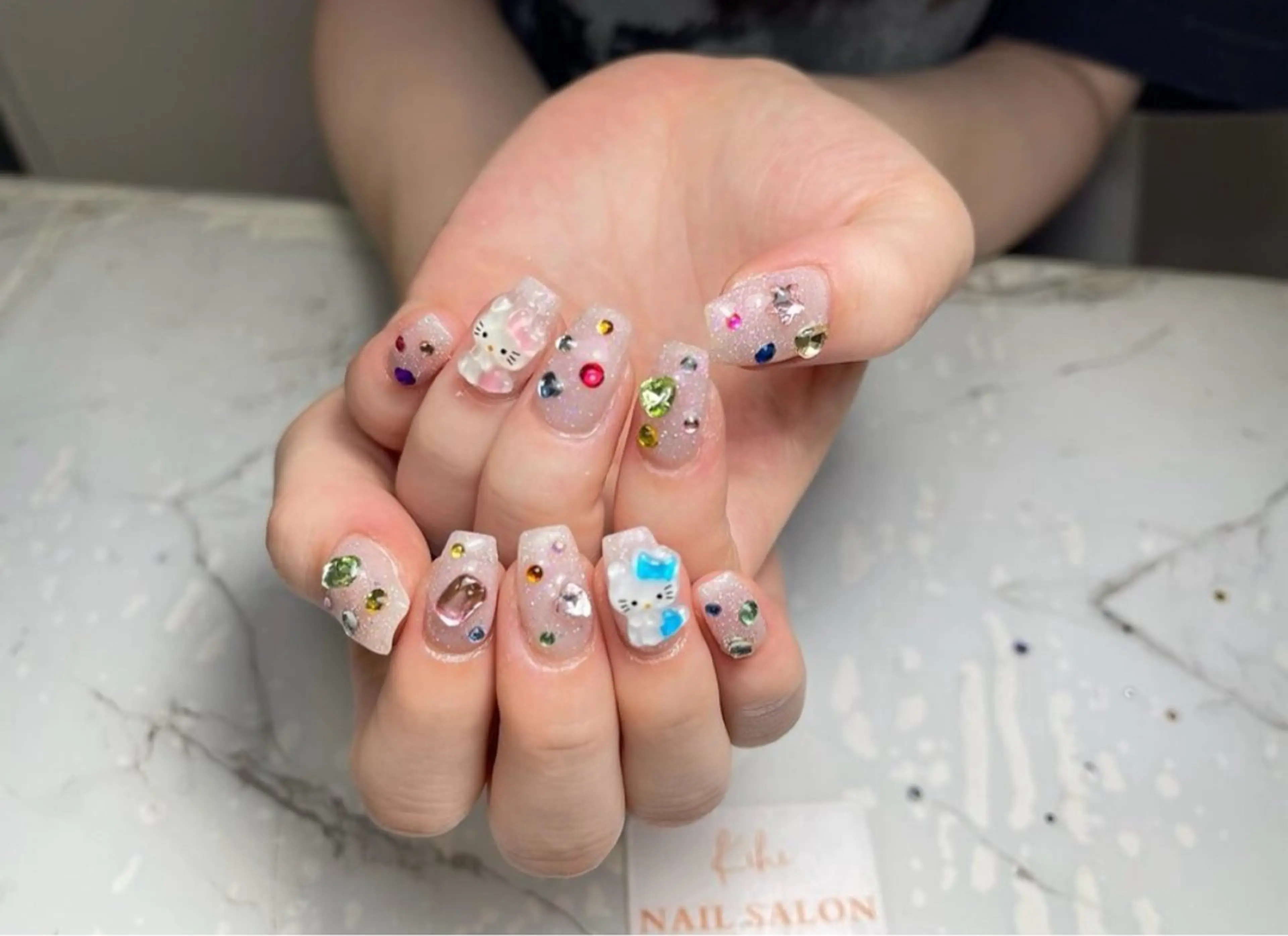 ネイル ハンドネイル 小林 あゆみのネイルデザイン