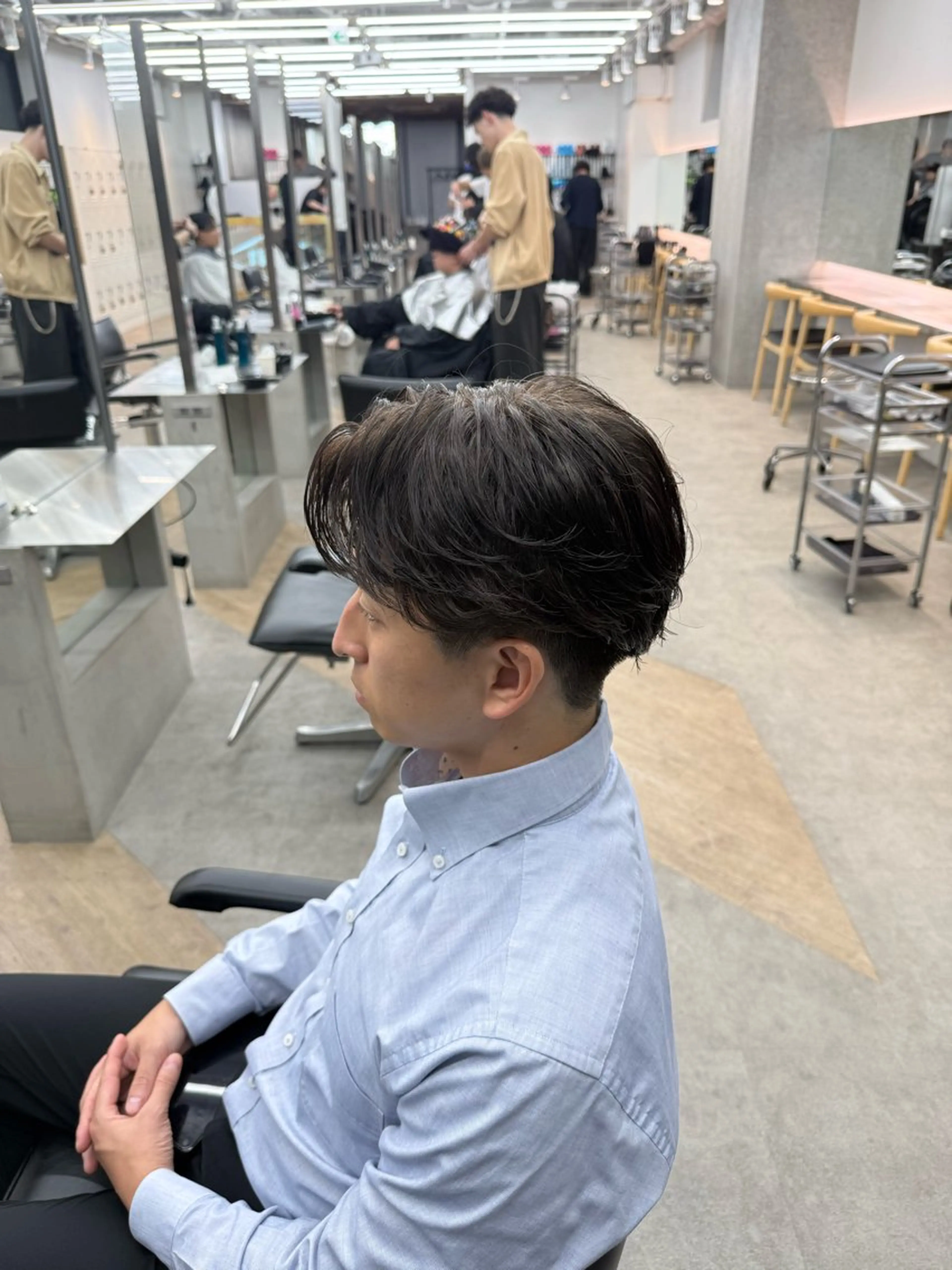 ショート カラー パーマ メンズ キッズ メンズパーマ ニュアンスパーマ 栄💗メンズパーマ| ハイトーン|haruのヘアスタイル