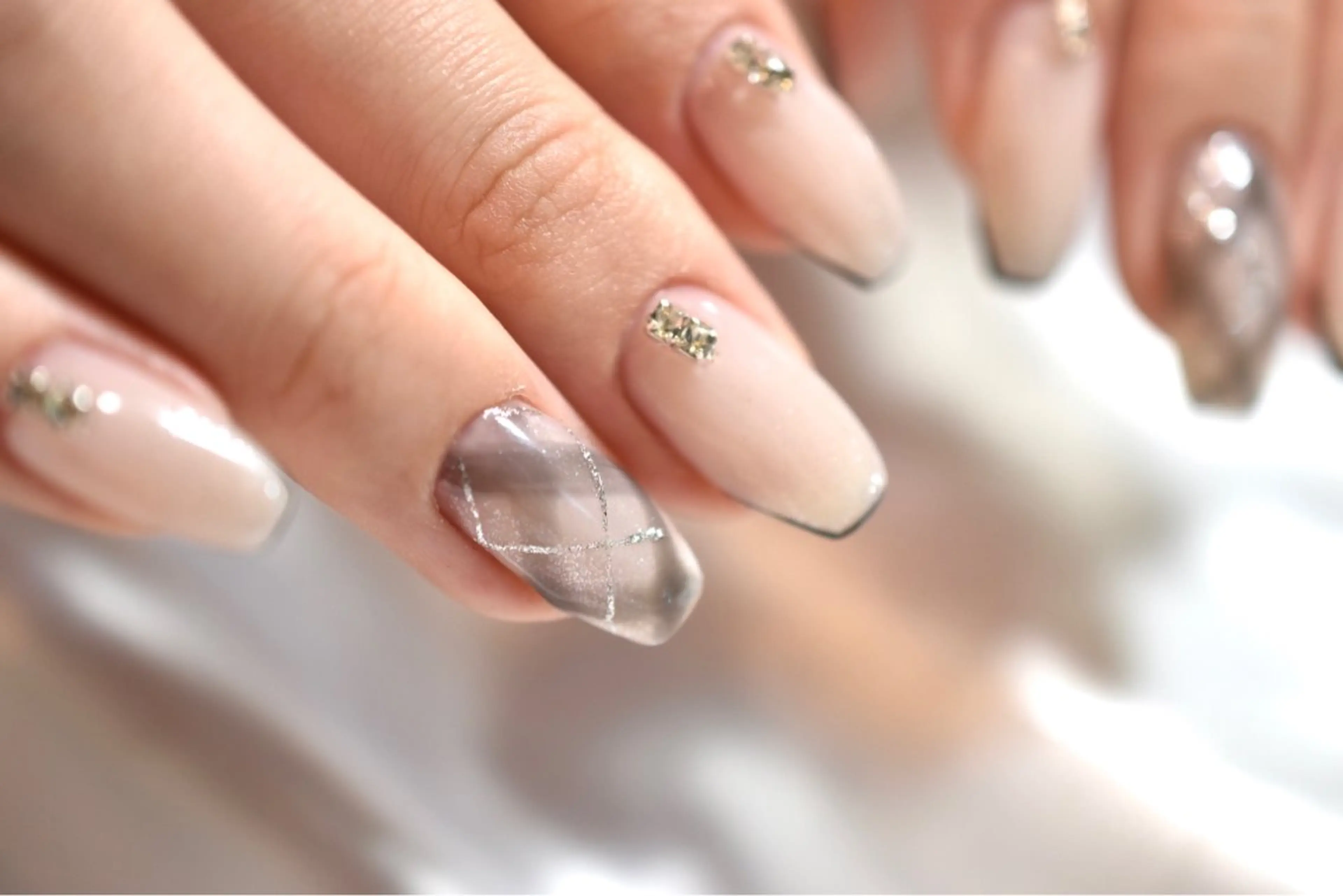 ネイル フレンチネイル スクエアネイル ハンドネイル 963.nail所属・【フィルイン専門店】 KURUMIのネイルデザイン
