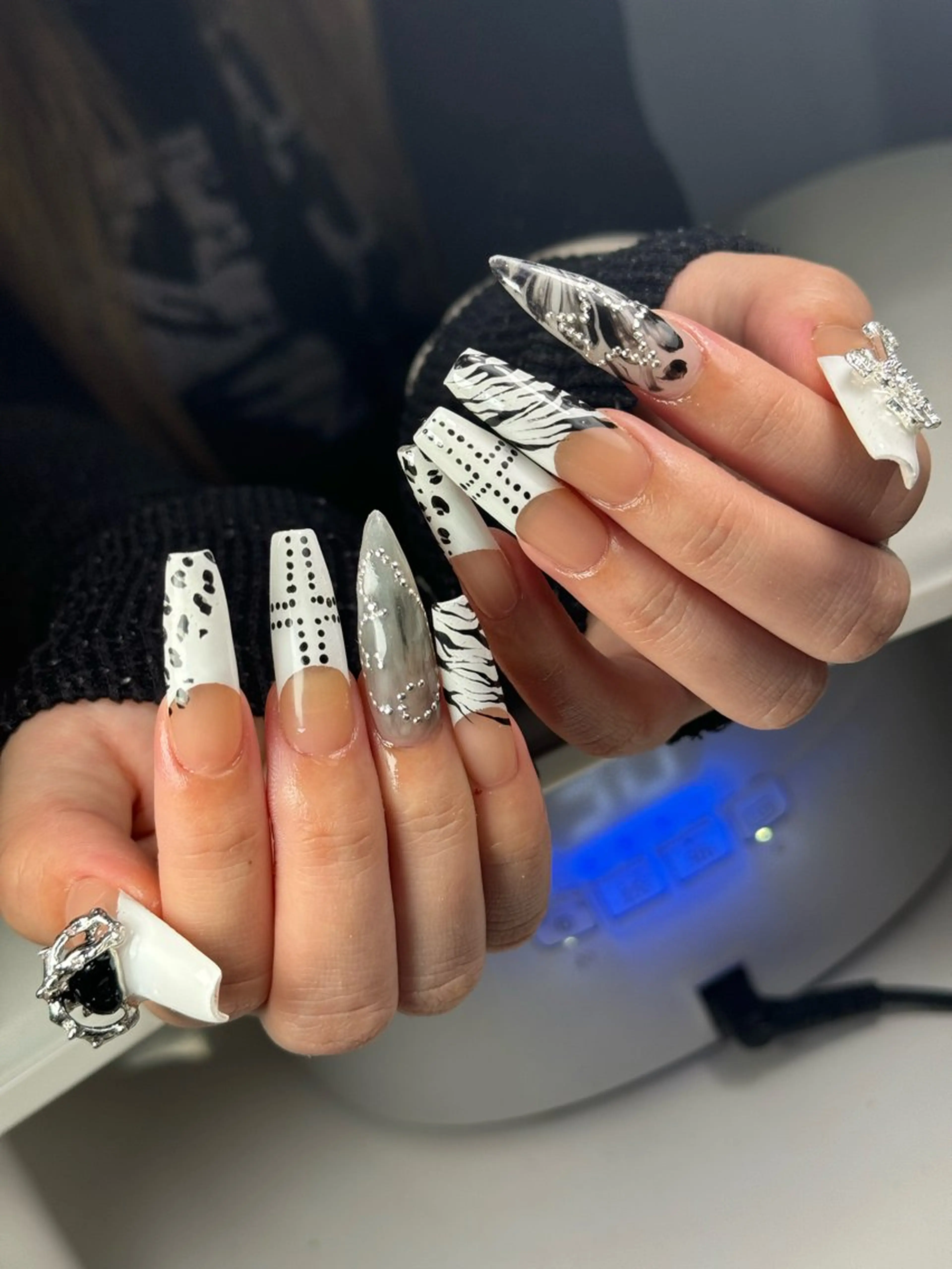 ネイル ハンドネイル Nail Salon L'arc所属・💊大阪/南船場 monica🧠のネイルデザイン