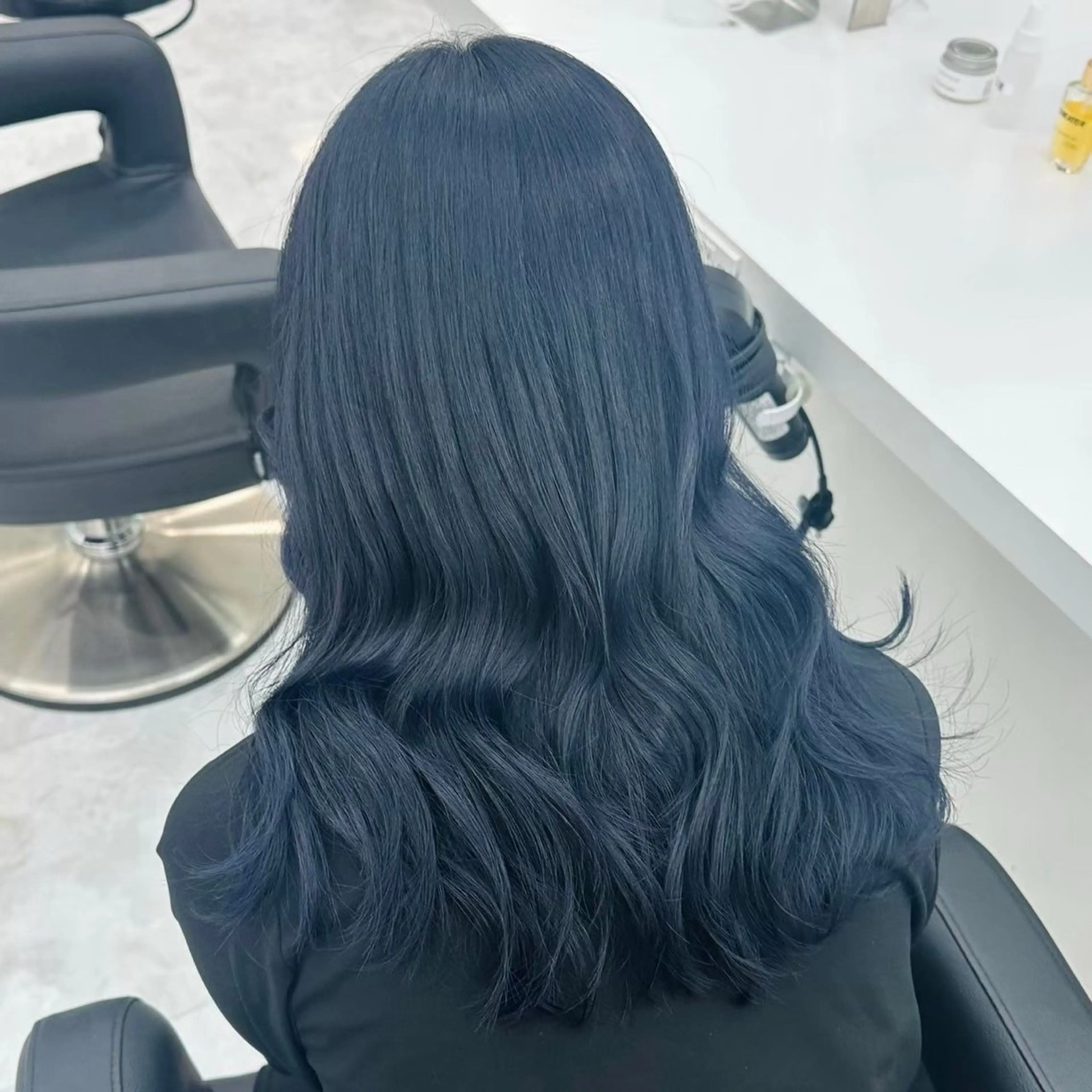 セミロング ヘアカラー 🤍透明感カラー🤍 MANAのヘアスタイル