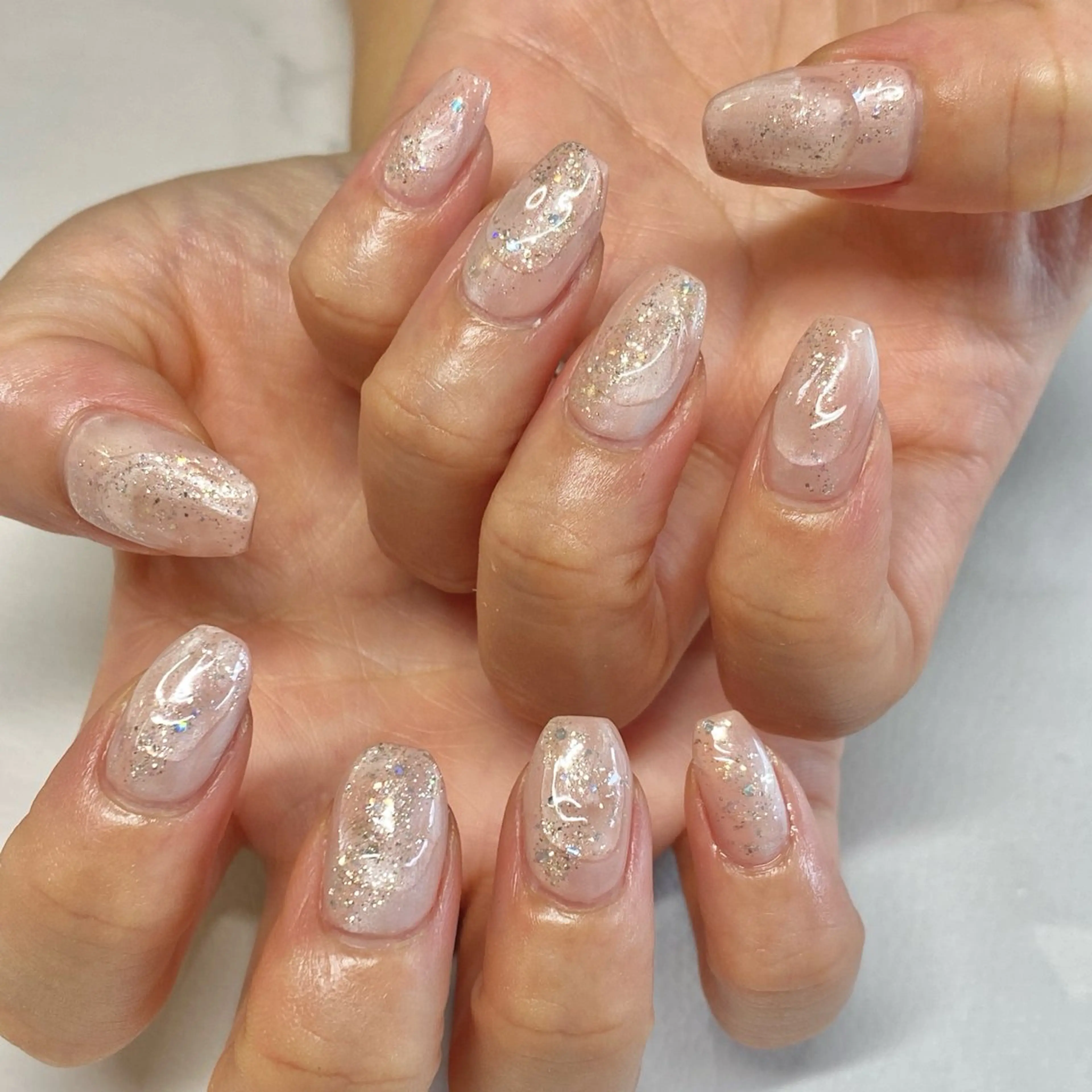 ネイル マットネイル ニュアンスネイル オフィスネイル ぷっくりネイル シンプルネイル ハンドネイル Loca所属・nailsalon Locaのネイルデザイン