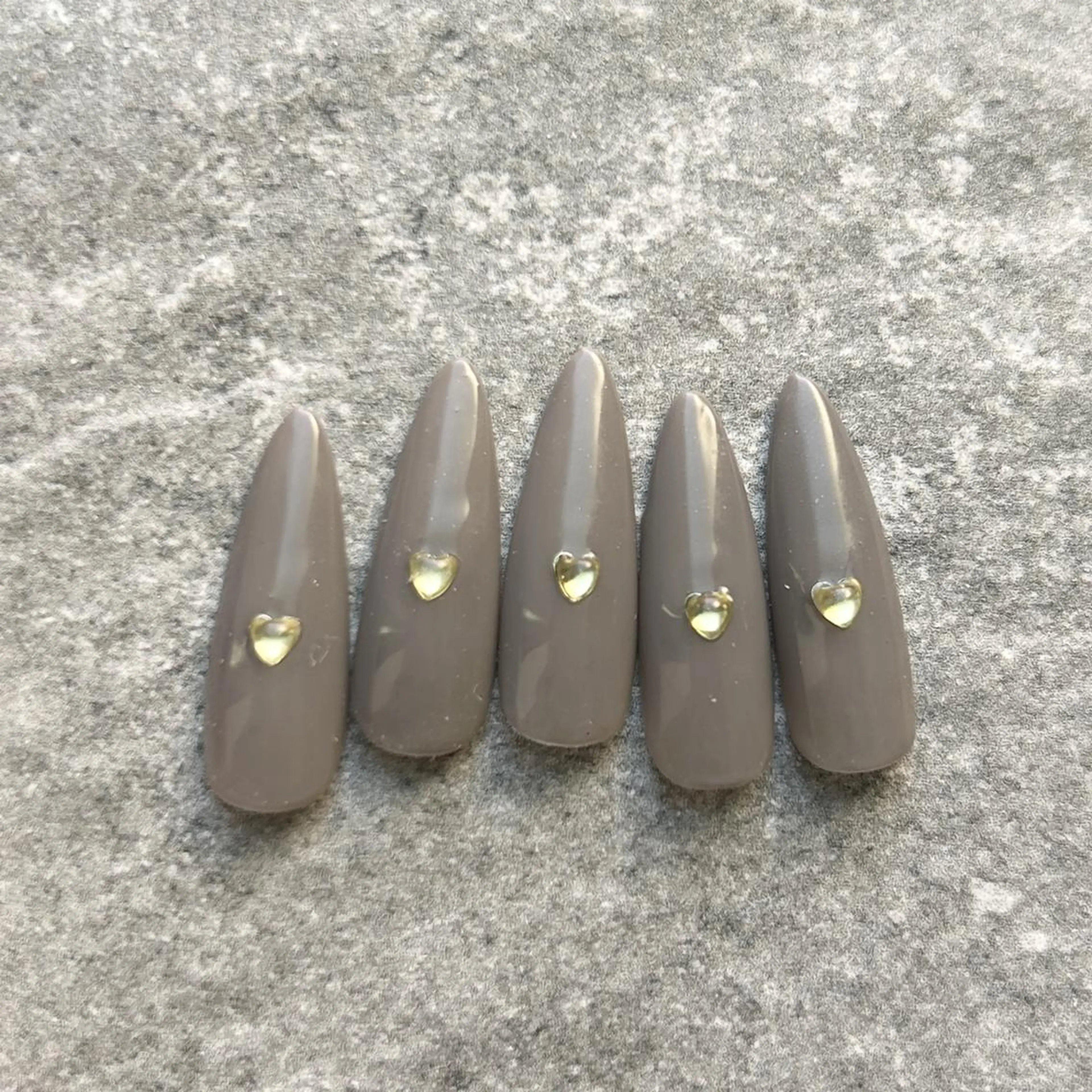 ネイル May. 昭和町のネイルデザイン