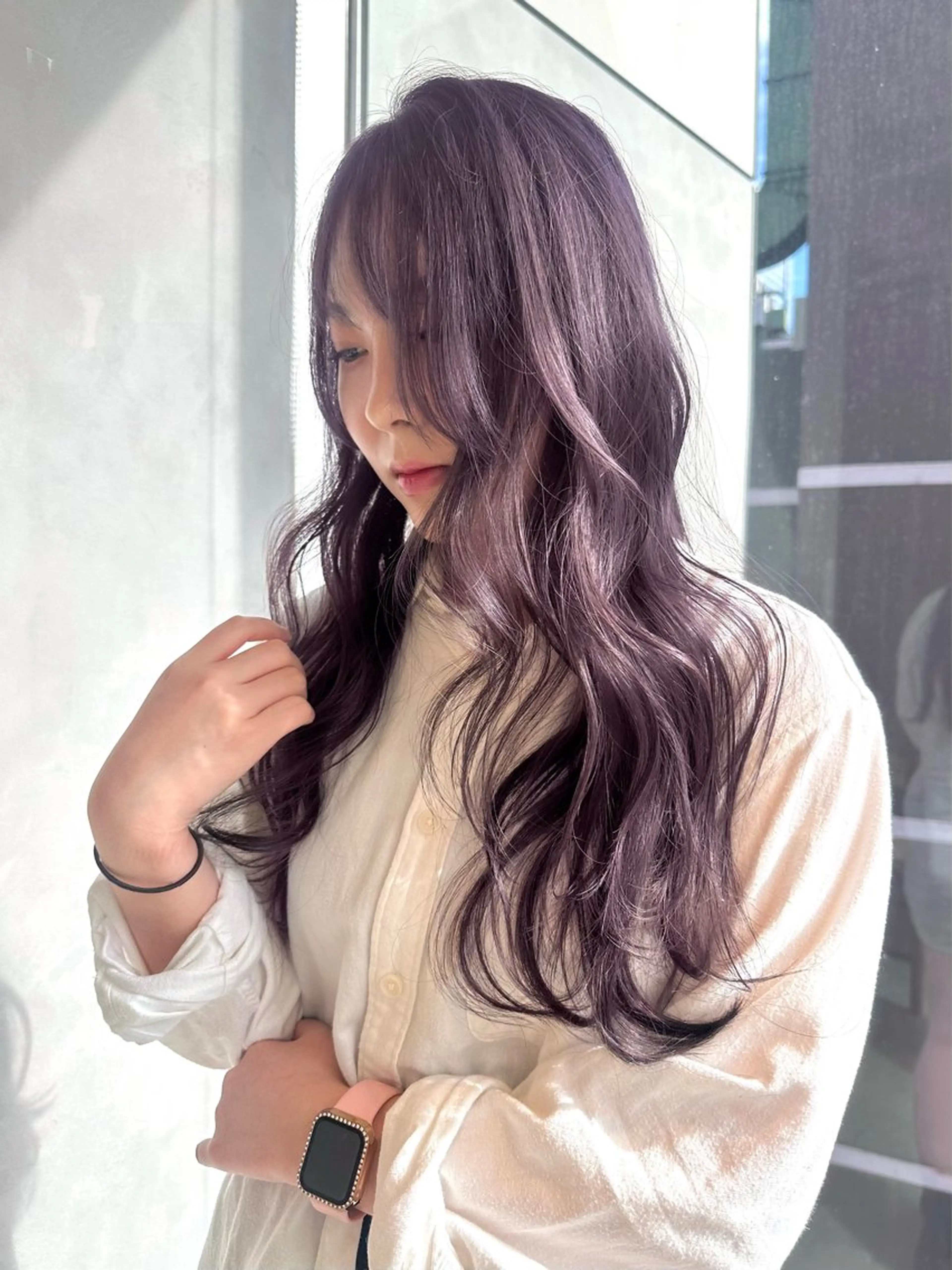ロング カラー ブリーチ ケアブリーチ ラベンダーカラー ラベンダーグレー レイヤーカット 似合わせ小顔ショート /akane🐰♥️のヘアスタイル