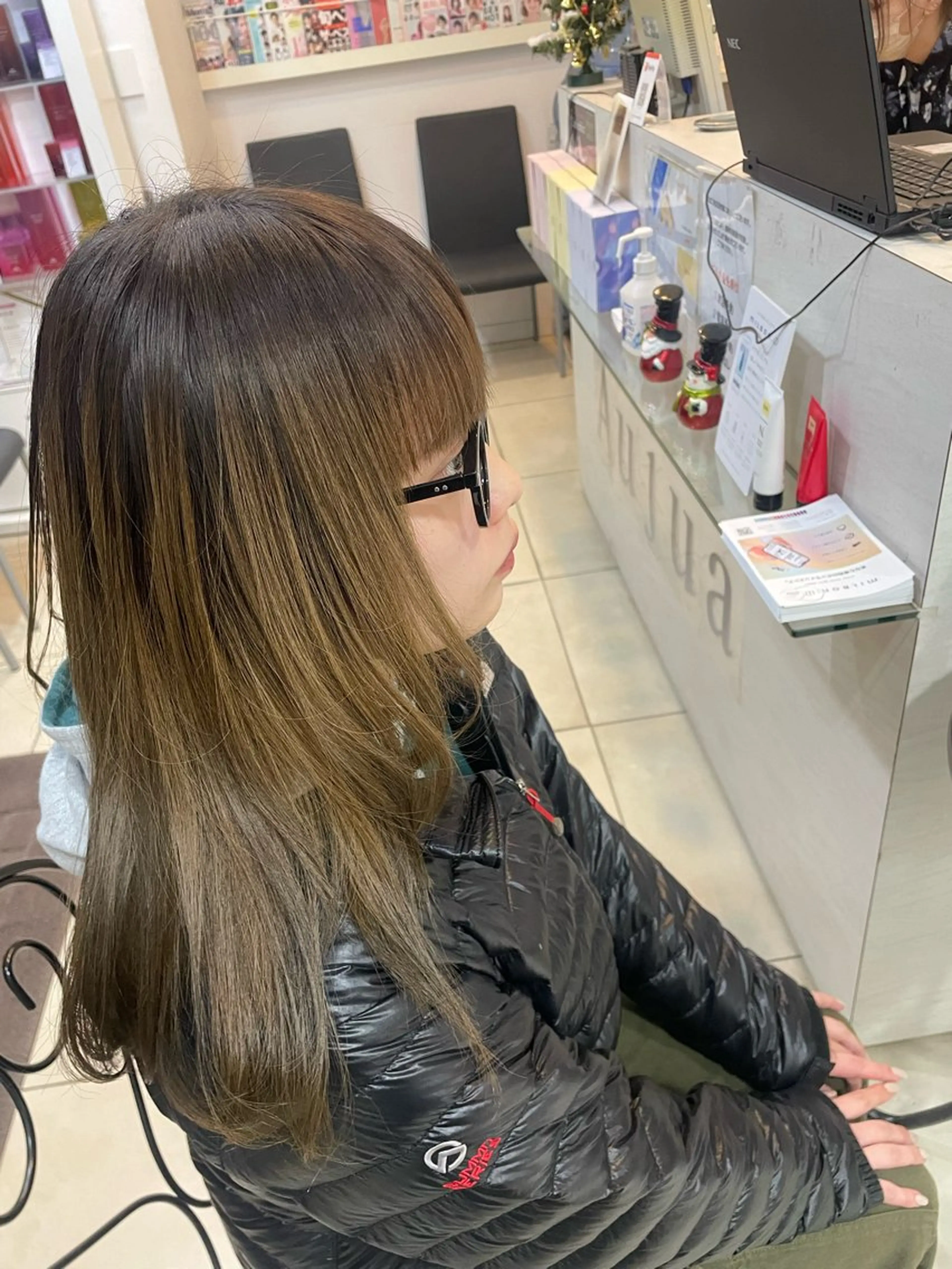 ロング 🌸髪質改善カラー MEI🌸のヘアスタイル