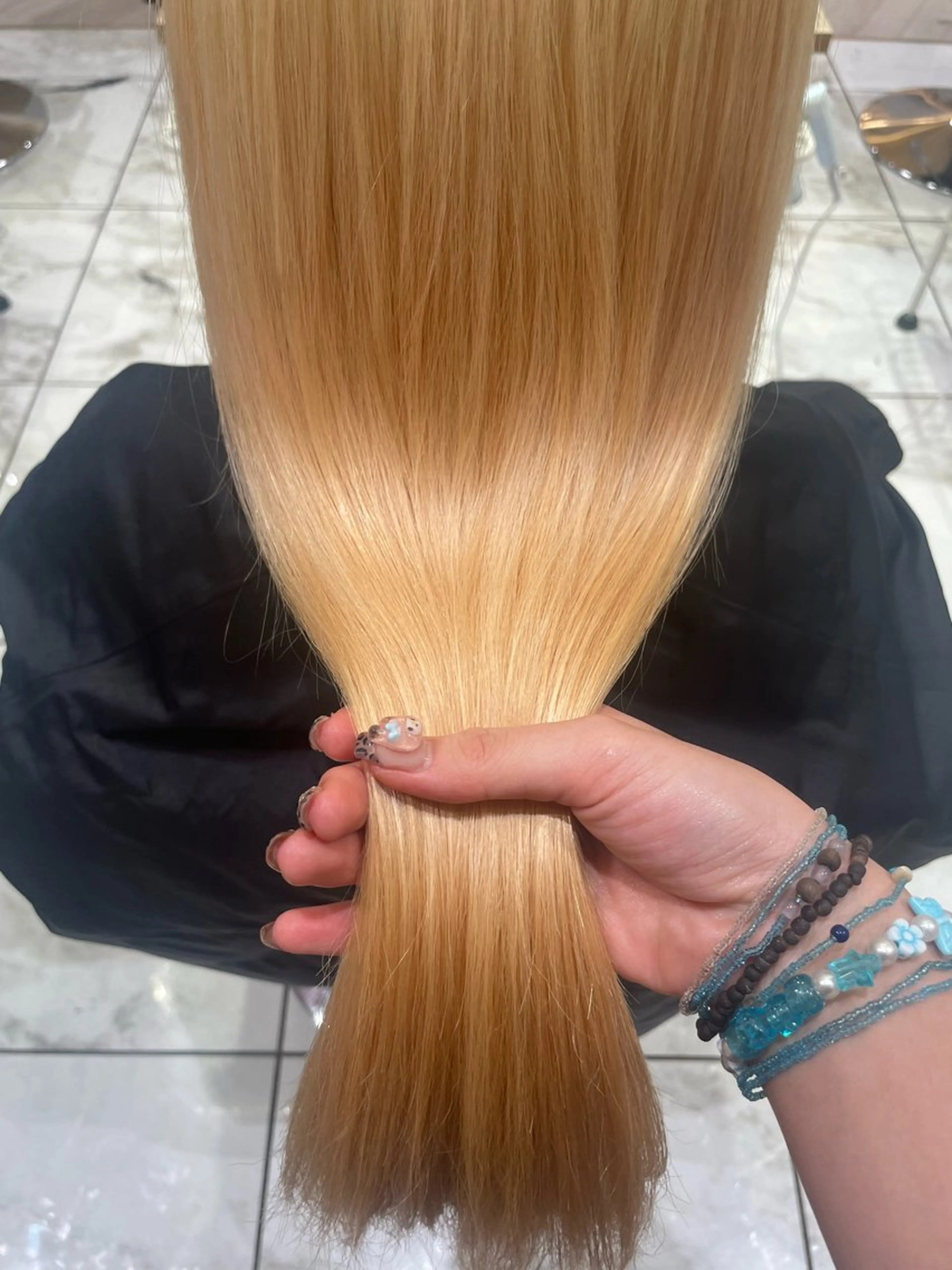 カラー ブリーチ 抜きっぱなしブロンド ブロンド ハイトーンカラー 似合わせNo.1/ sᴀᴋᴜʀᴀ🌸のヘアスタイル