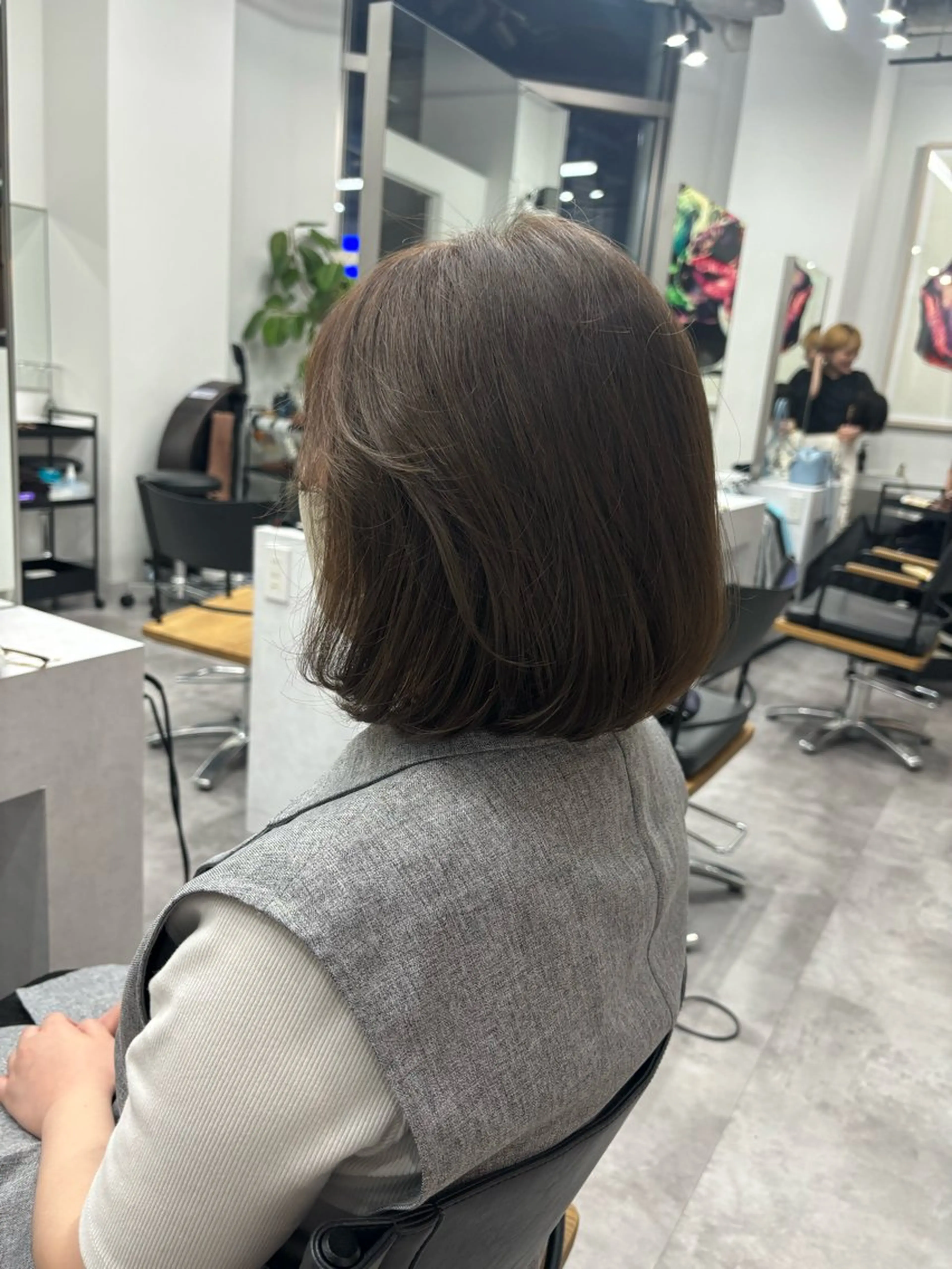 ショート カラー パーマ ヘアアレンジ マエダ アズミ🌱のヘアスタイル