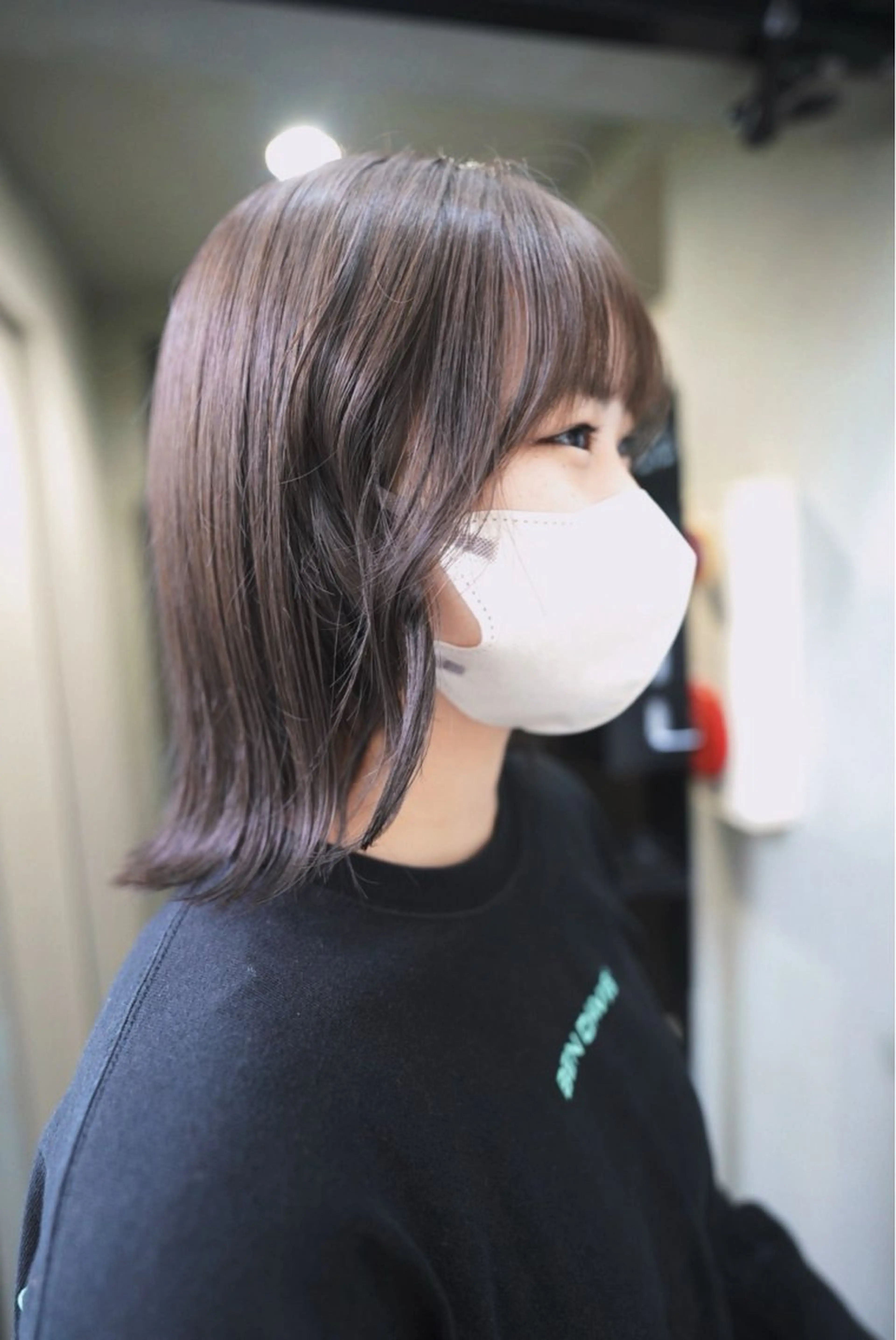ミディアム カラー アッシュ 黒髪 オリーブカラー ヘアカラー 原田 朱里のヘアスタイル