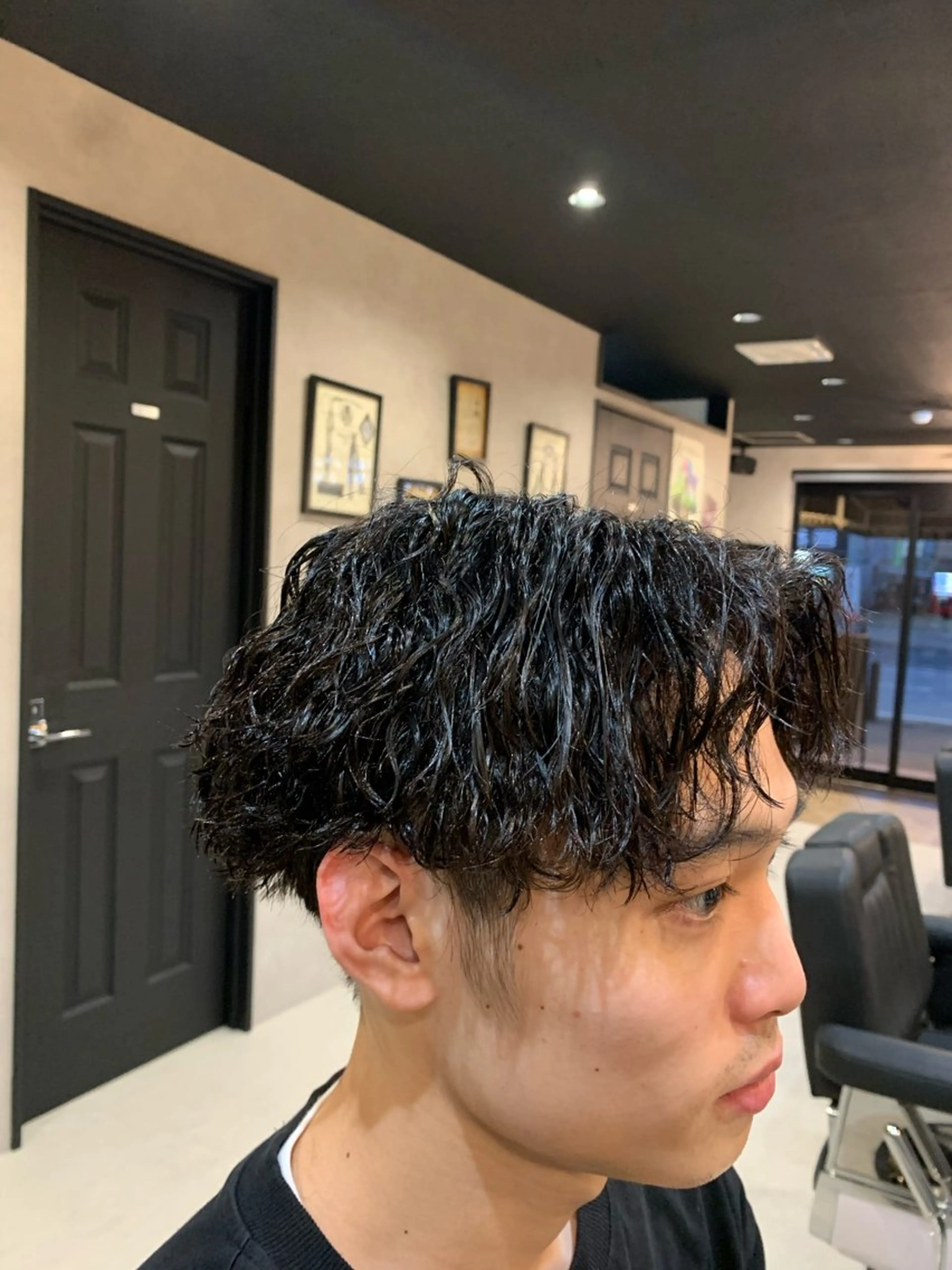 パーマ メンズ 居原 凜太郎のヘアスタイル