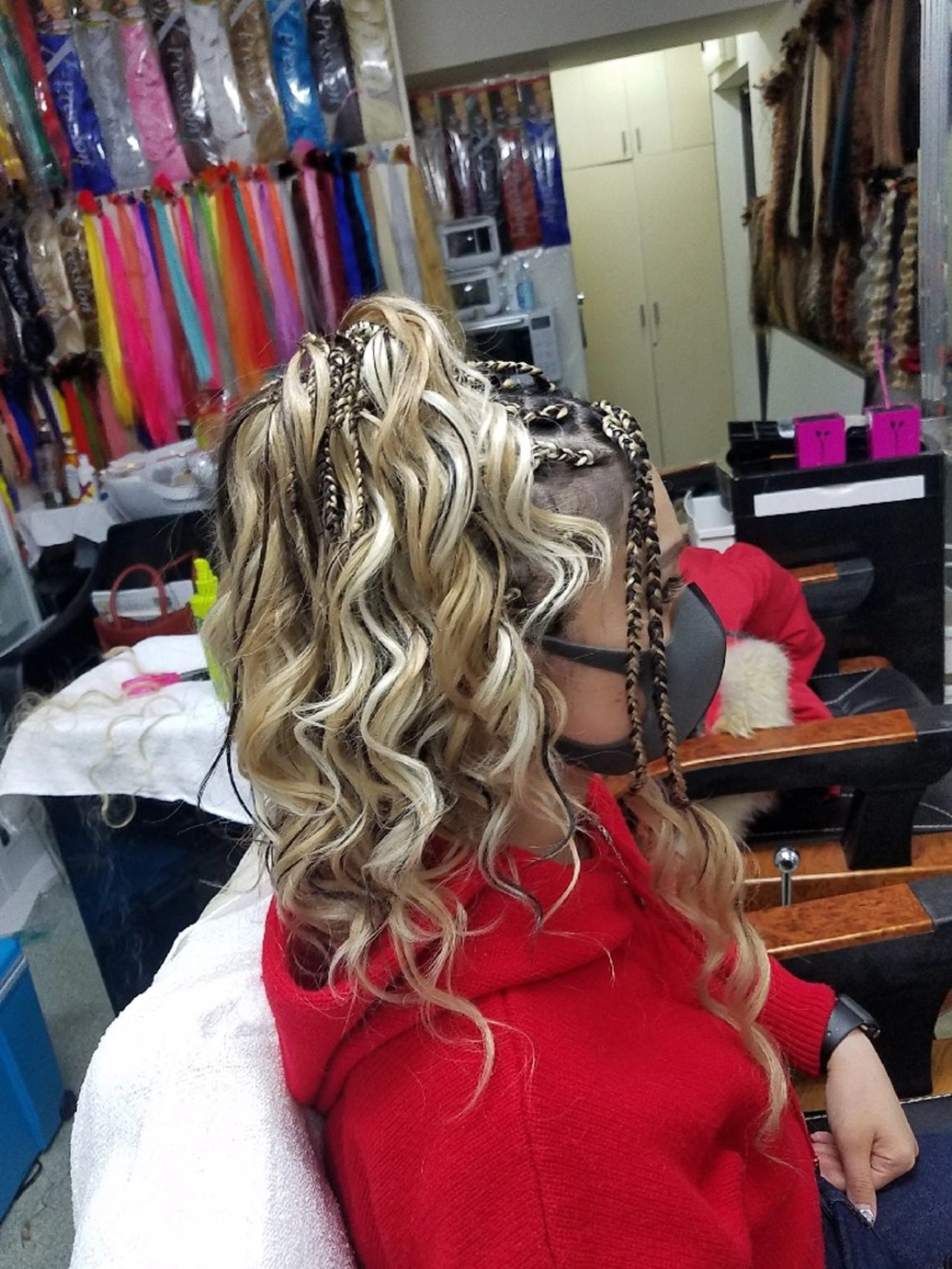 ヘアアレンジ  渡辺 マリのヘアスタイル