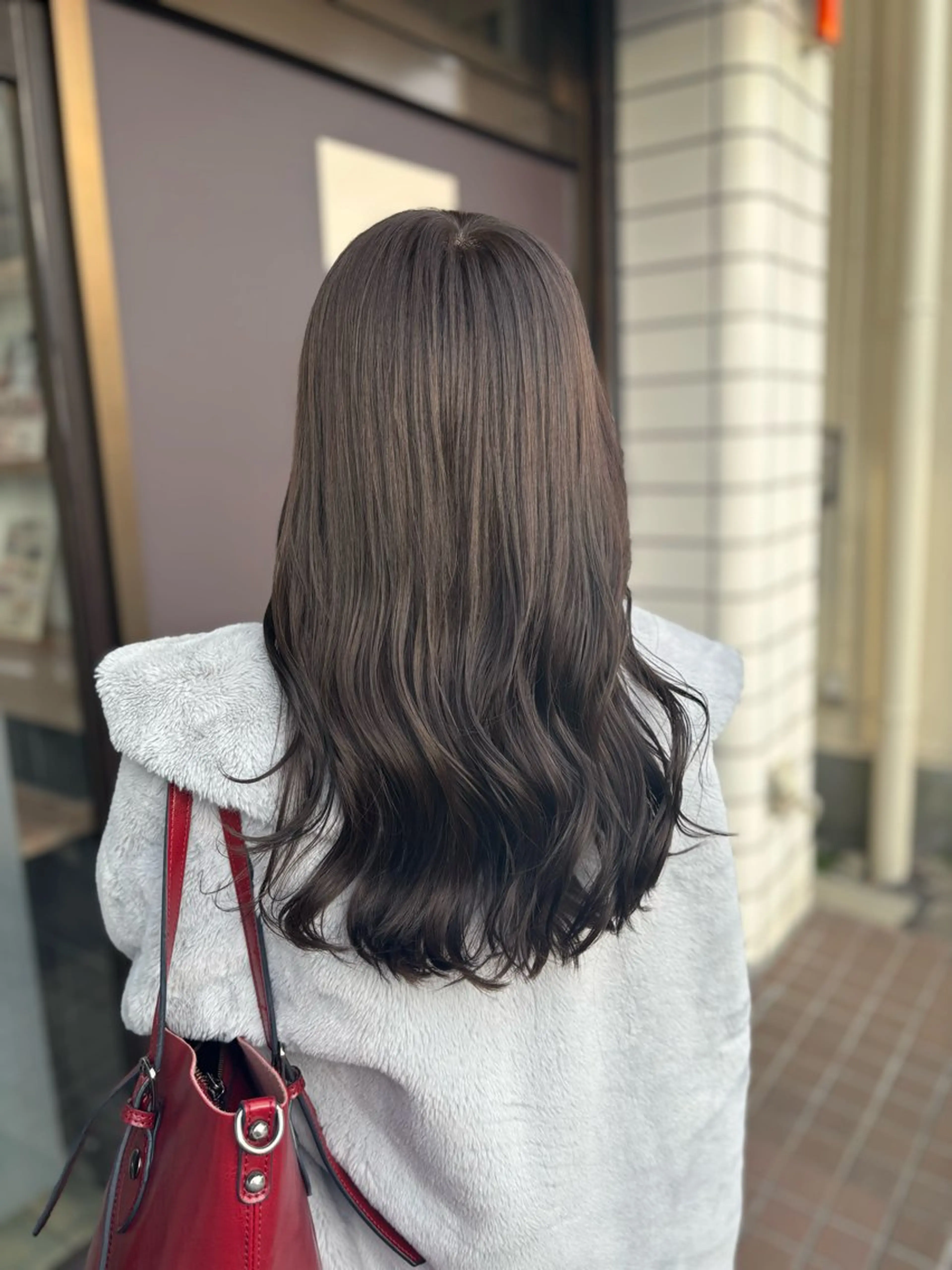 セミロング GRAND JETE所属・Kamiya Minamiのヘアスタイル