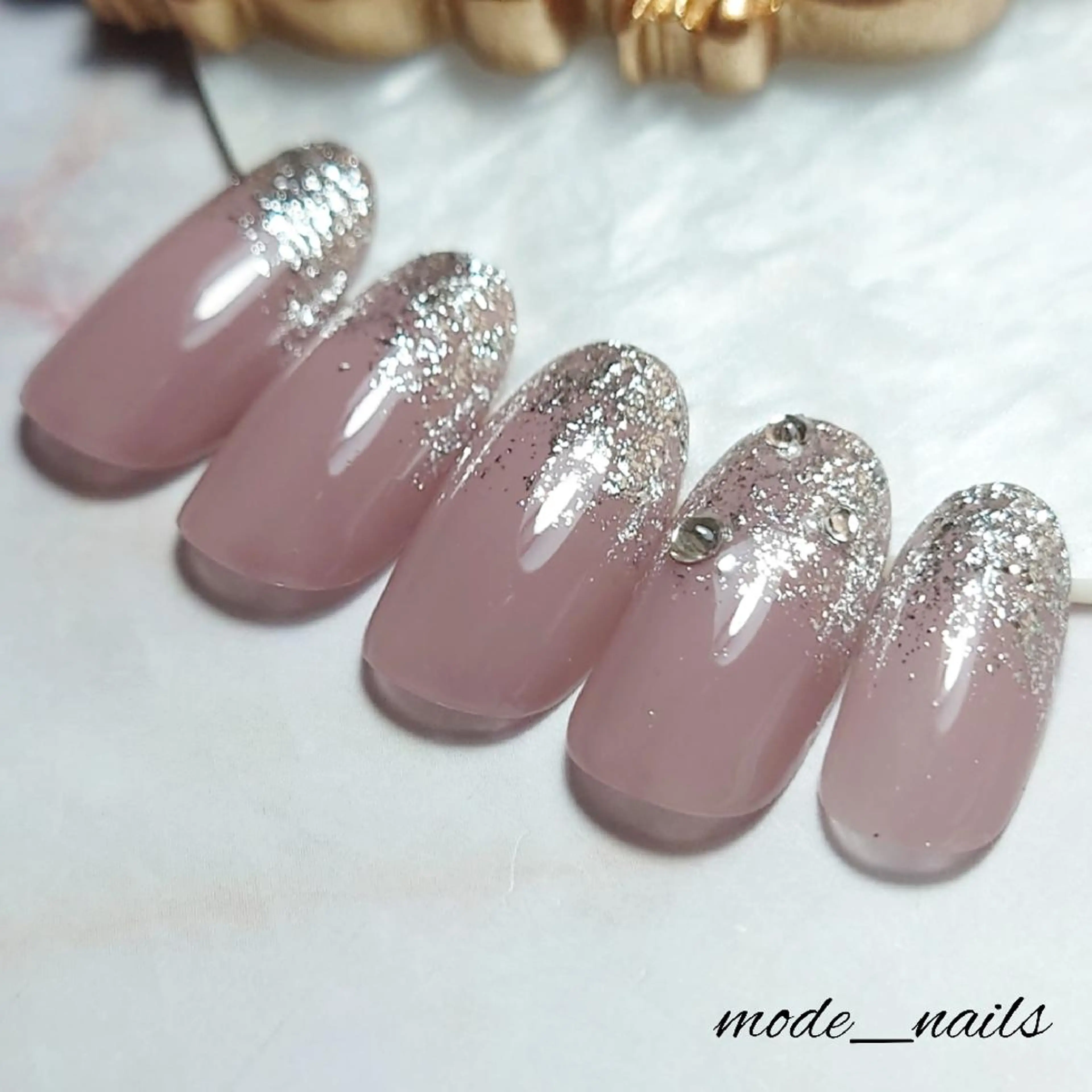 ネイル フレンチネイル ラメ(グリッター) 滋賀県草津市ネイル mode_nailsのネイルデザイン