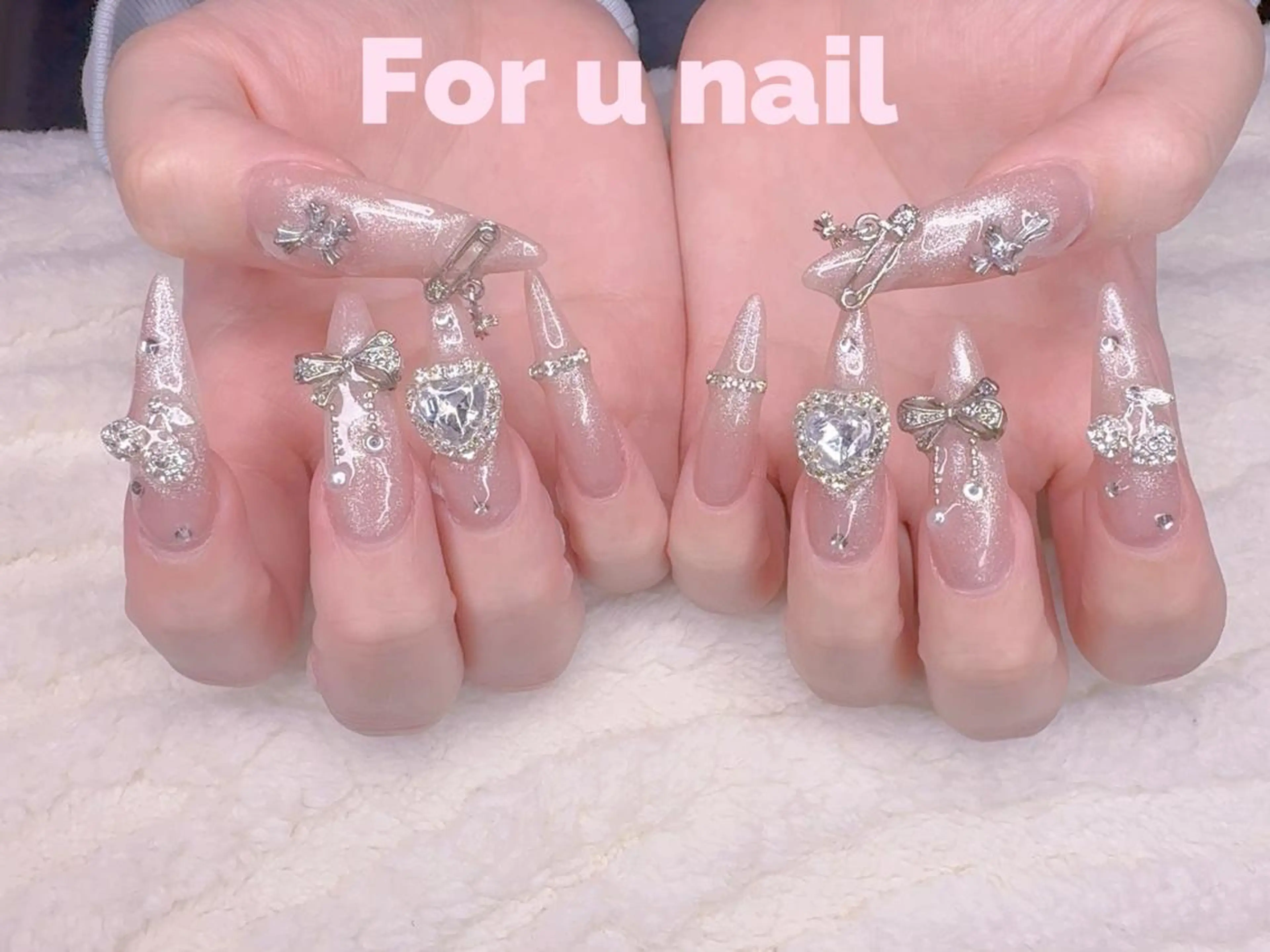 ネイル 成人式 韓国ネイル オフィスネイル 春ネイル cat‘s nail🐈‍⬛のネイルデザイン