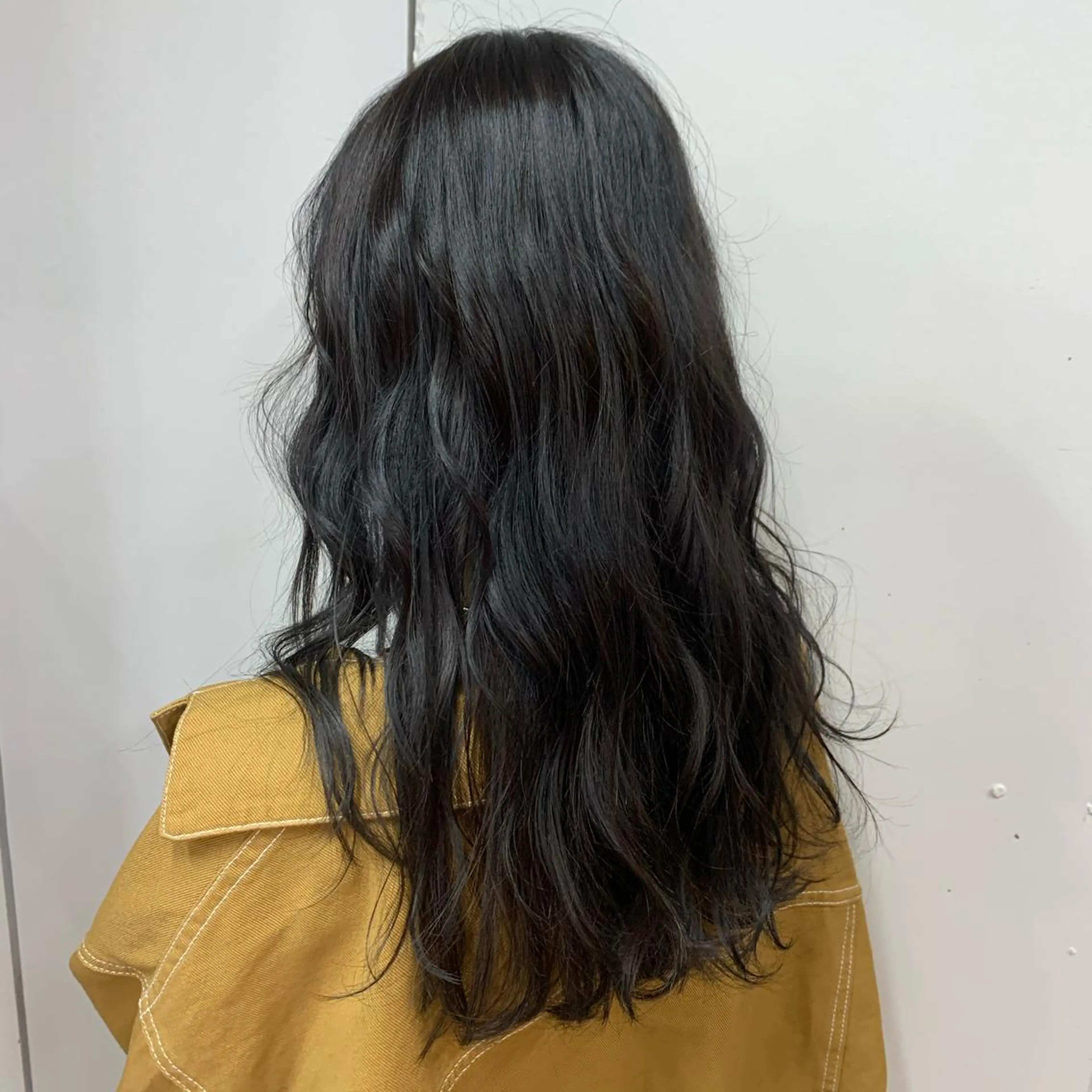 ロング カラー fifth所属・きたみ すずのヘアスタイル