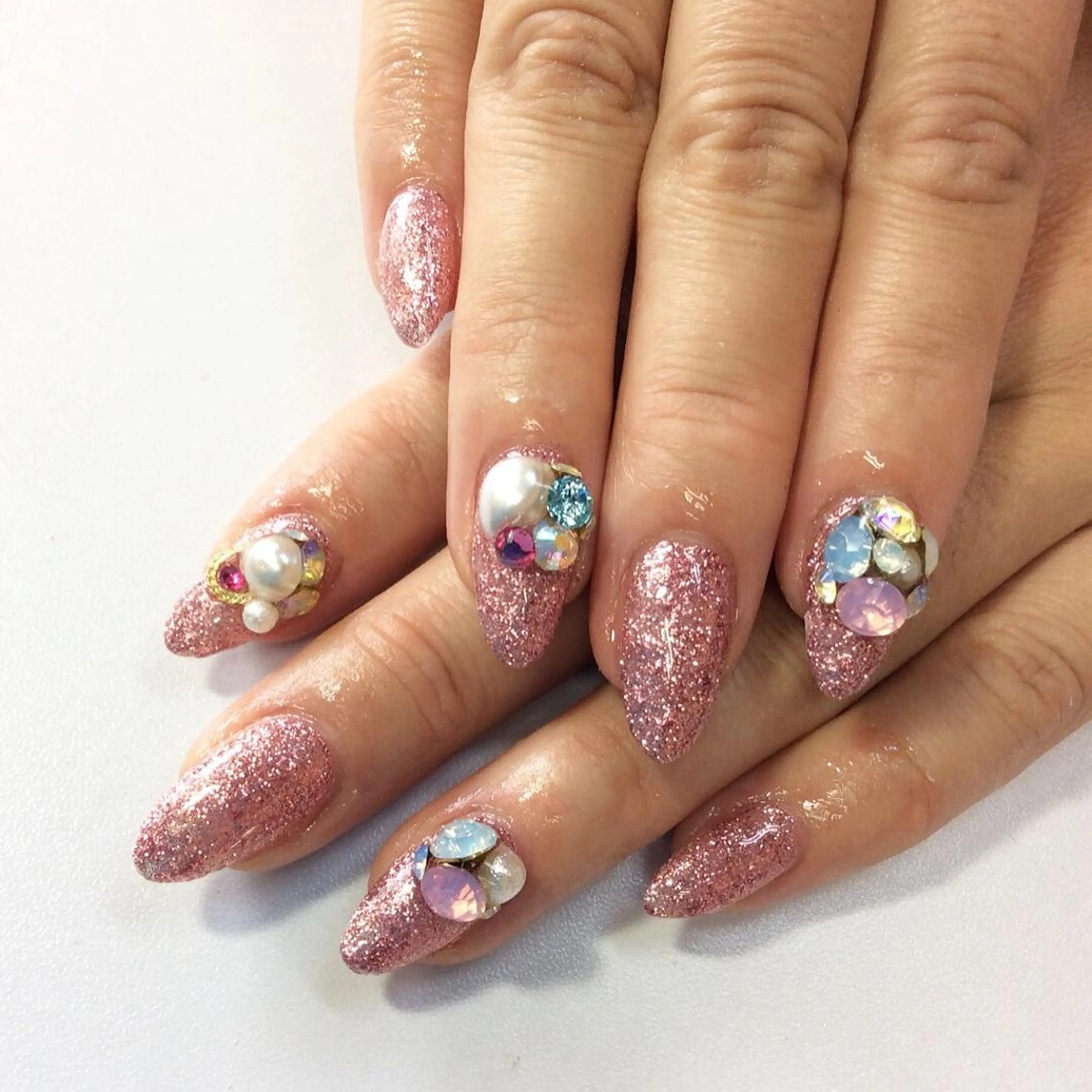 ネイル ラメ(グリッター) esNail&eye イーズネイル＆アイのネイルデザイン
