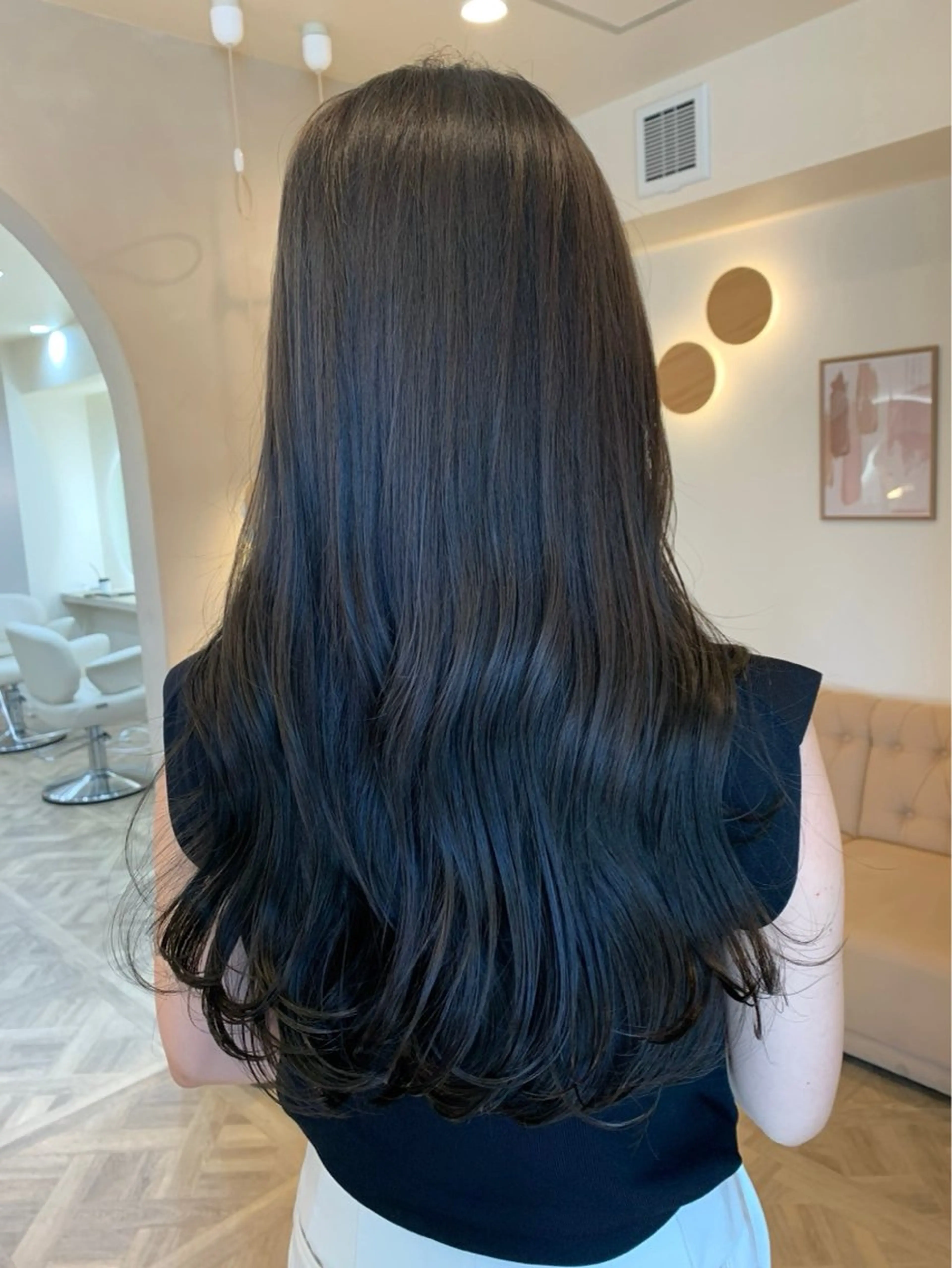 ロング rino LUVISMのヘアスタイル