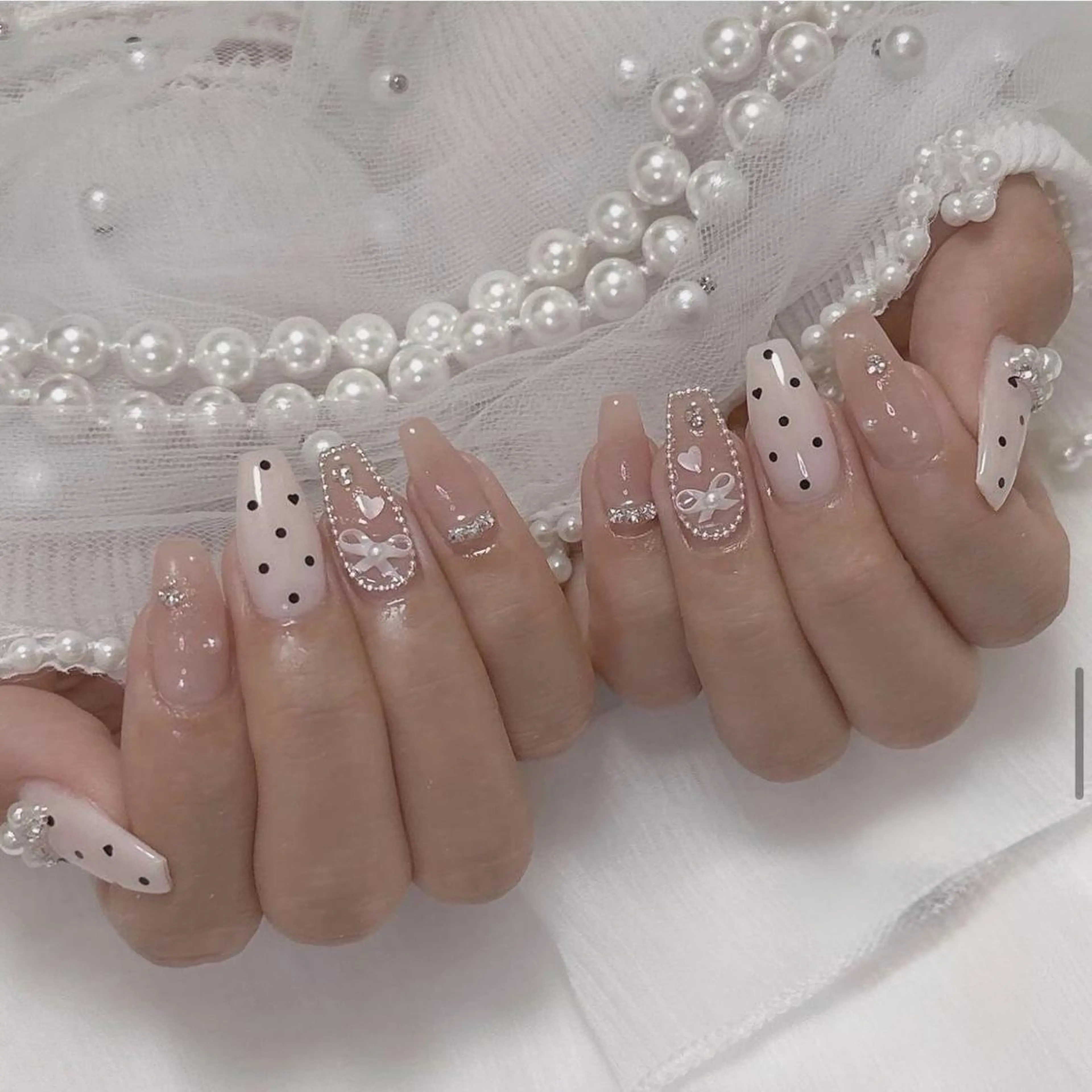 ネイル 長さ出し フレンチネイル グラデーション 卒業式 マグネットネイル ハンドネイル MIHANA YUKIのネイルデザイン