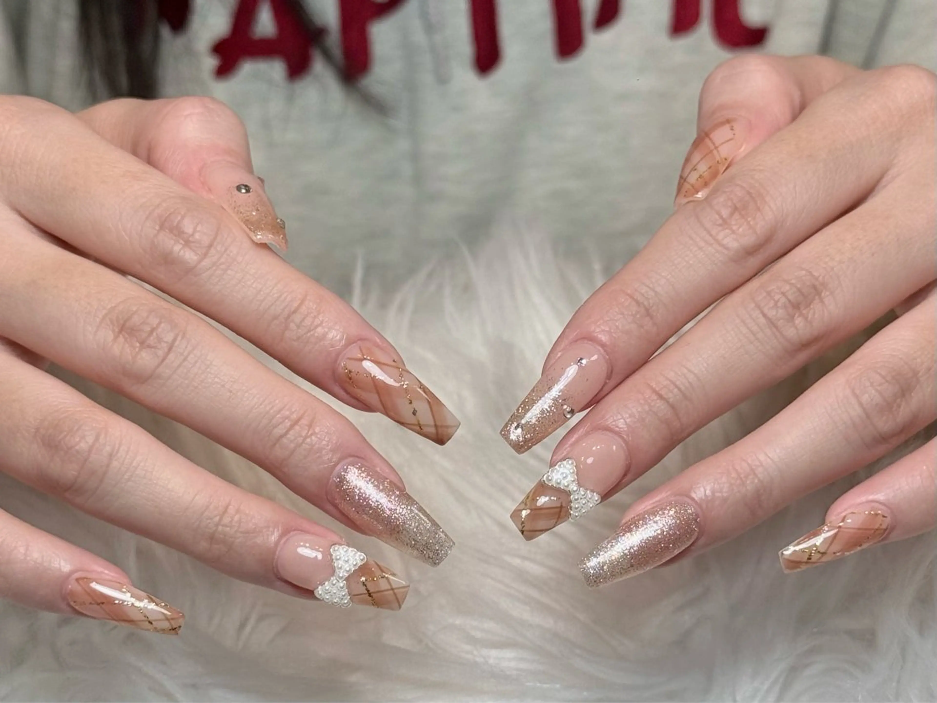 ネイル ボルドー ブラウン チークネイル ドット フットネイル ハンドネイル Julli nail所属・Julli ジュリのネイルデザイン