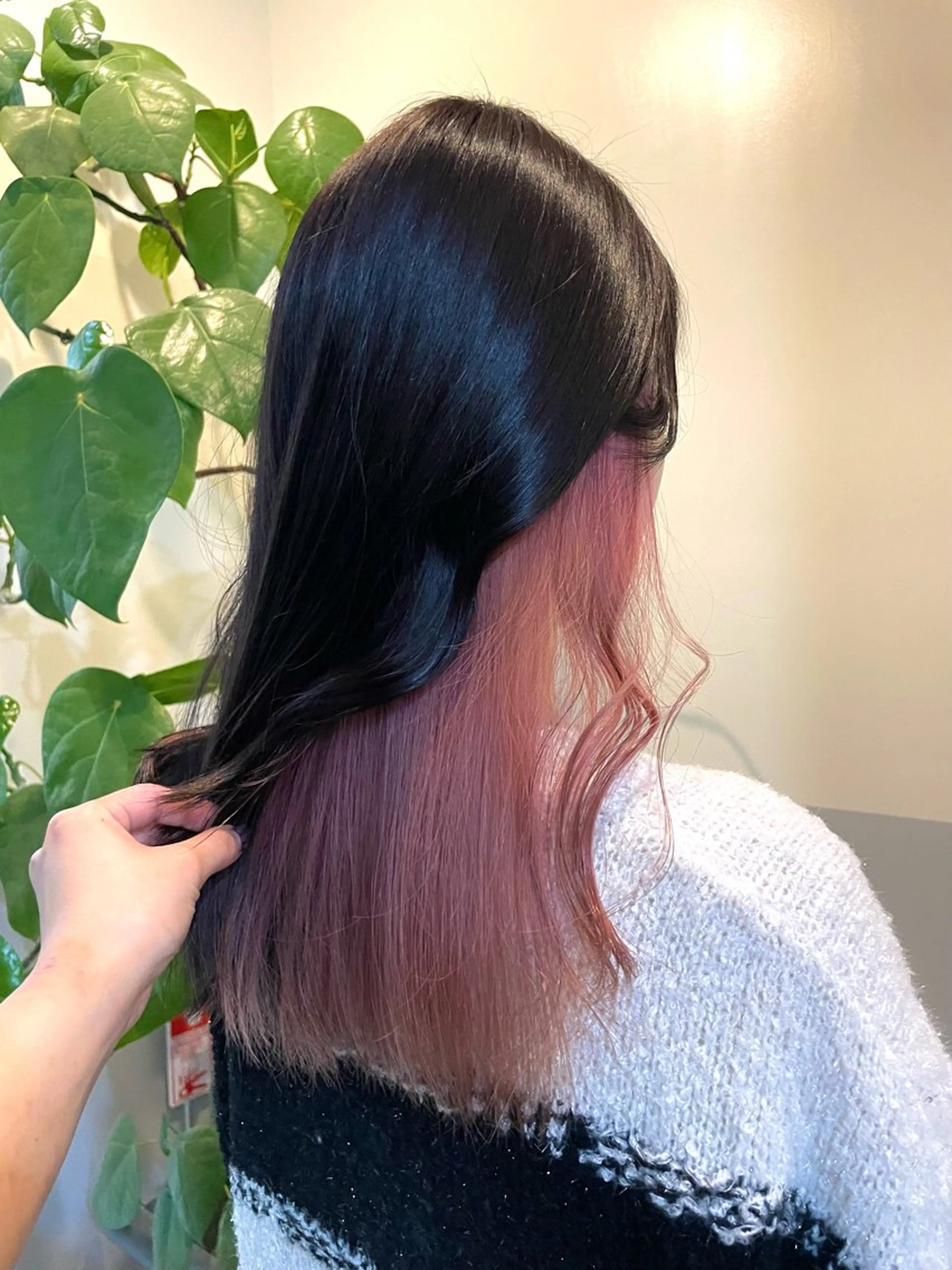セミロング カラー ピンクカラー ヘアカラー basho ノエ.／カットモデルのヘアスタイル