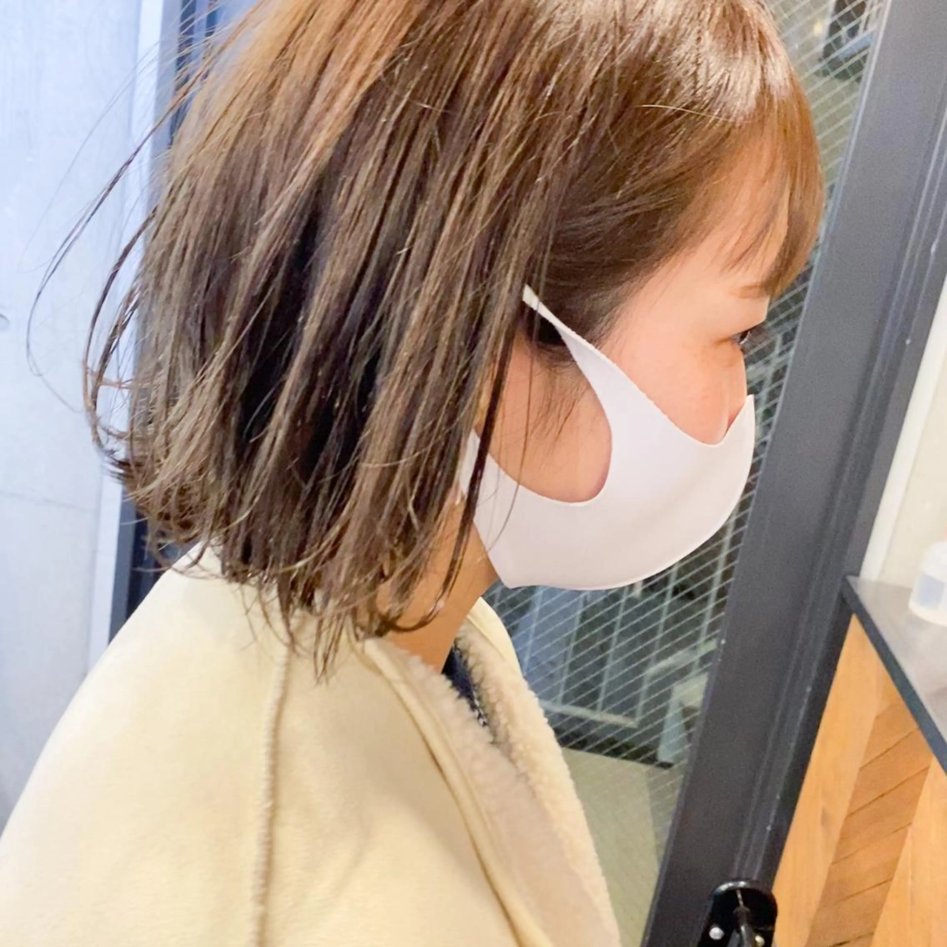 ショート カラー 艶髪ブリーチ 永井竜也のヘアスタイル