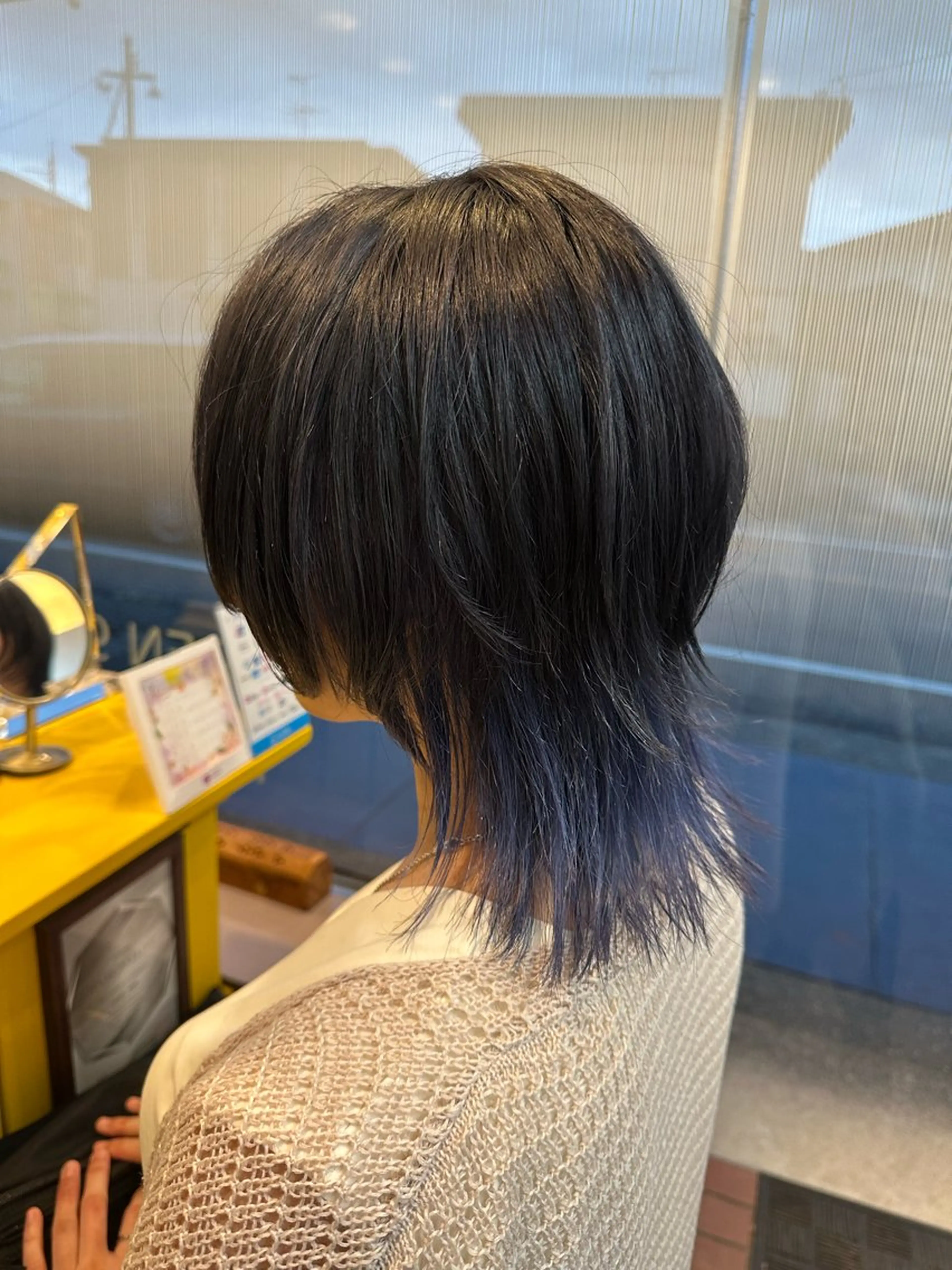 ミディアム カラー ブルーカラー デザインカラー カット ヘアカラー Lin.所属・ハイトーン/デザイン カラー/大輔のヘアスタイル