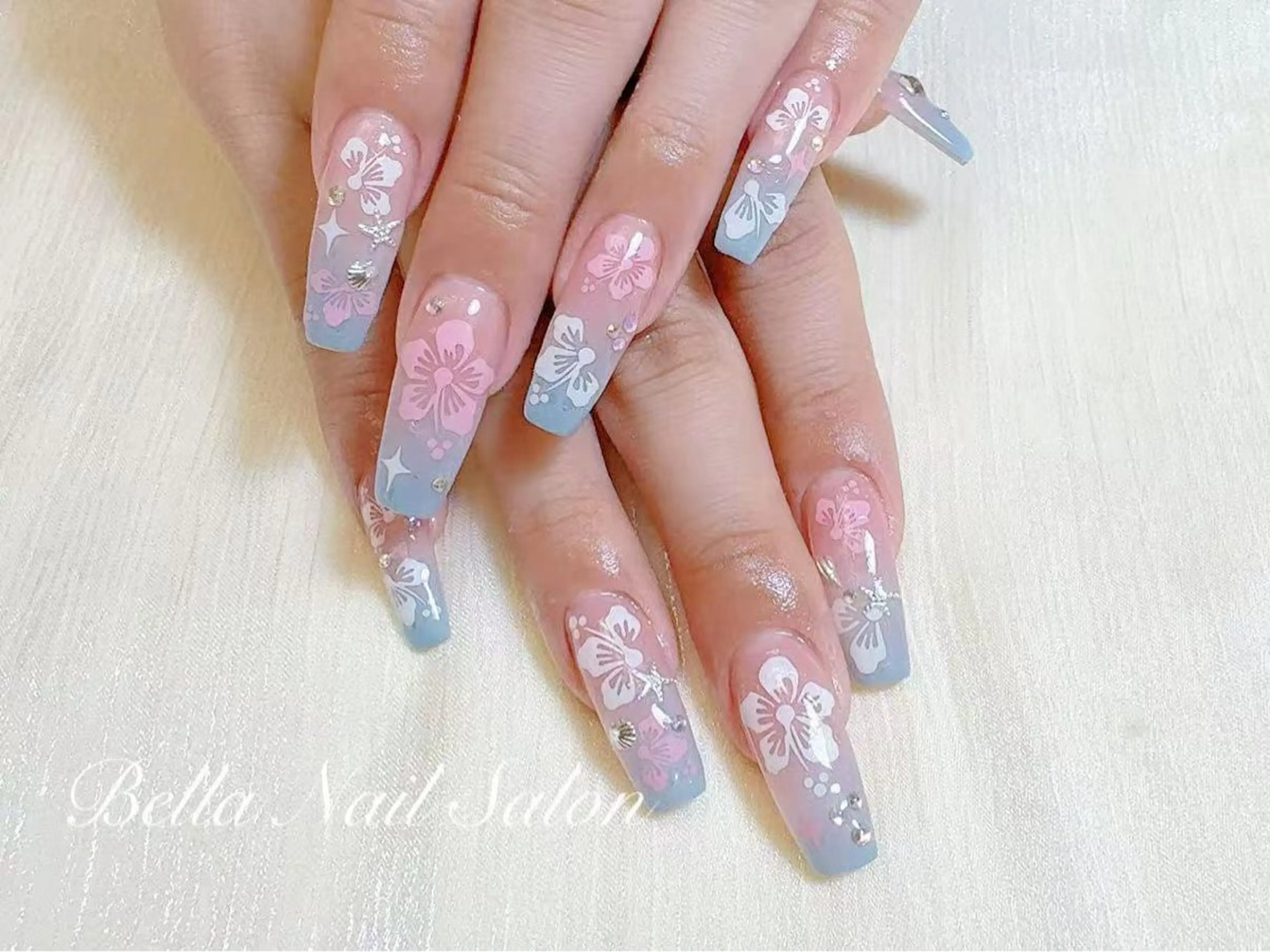 ネイル Bella Nail Salon 【パラジェル／フィルイン／長さ出し】所属・Bella Nail Salon NANAのネイルデザイン
